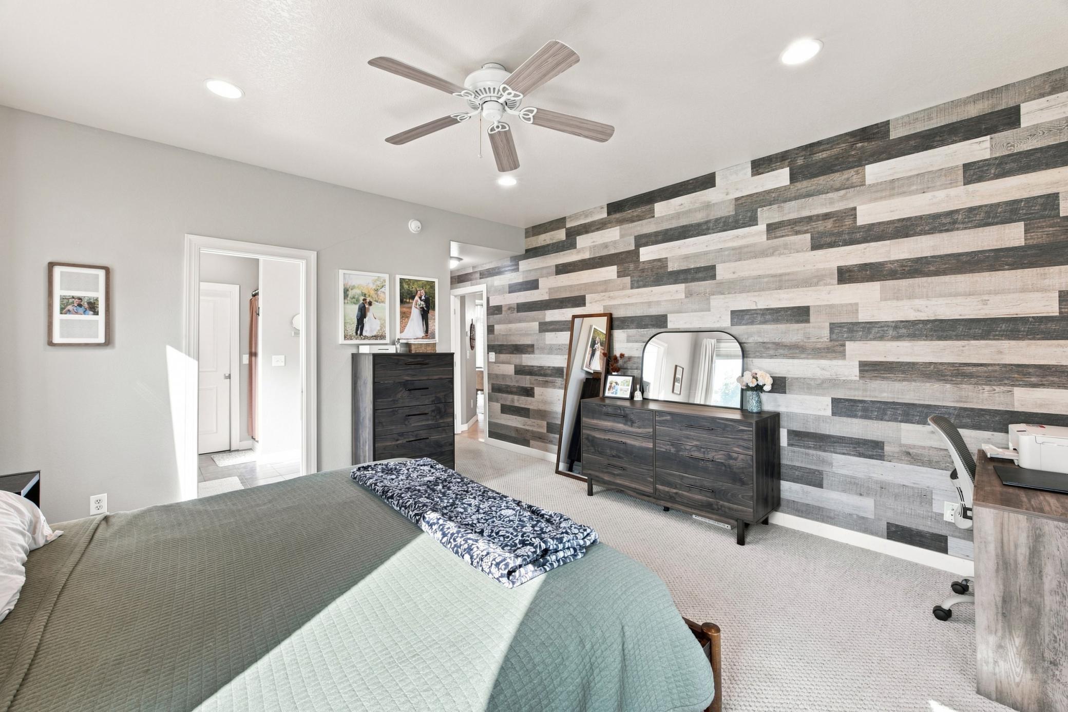 2008 twin home for sale at 823 Birdie Court in Mapleton, ND — 3 bed, 3 bath (photo 15 of 30)