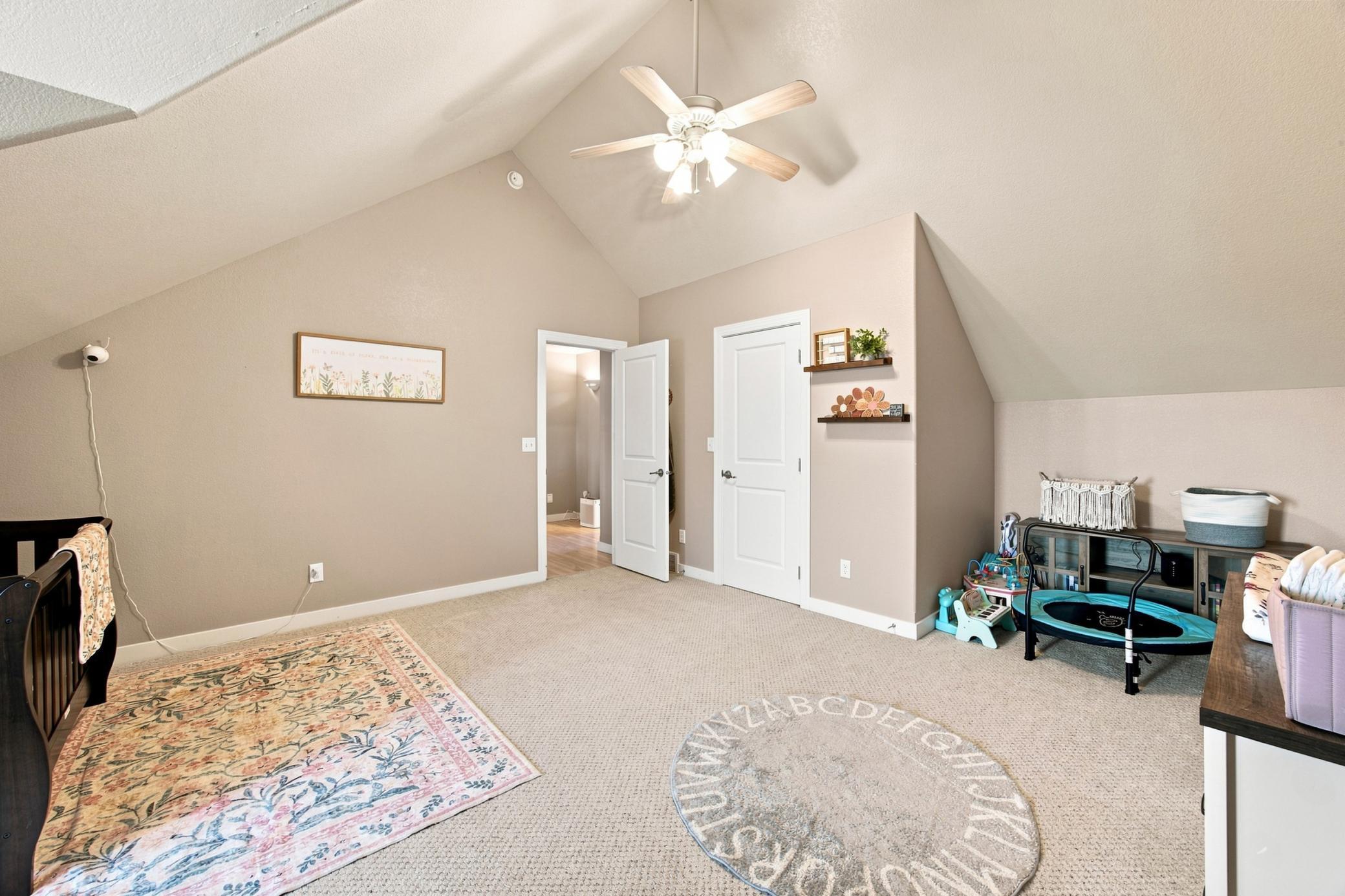 2008 twin home for sale at 823 Birdie Court in Mapleton, ND — 3 bed, 3 bath (photo 22 of 30)