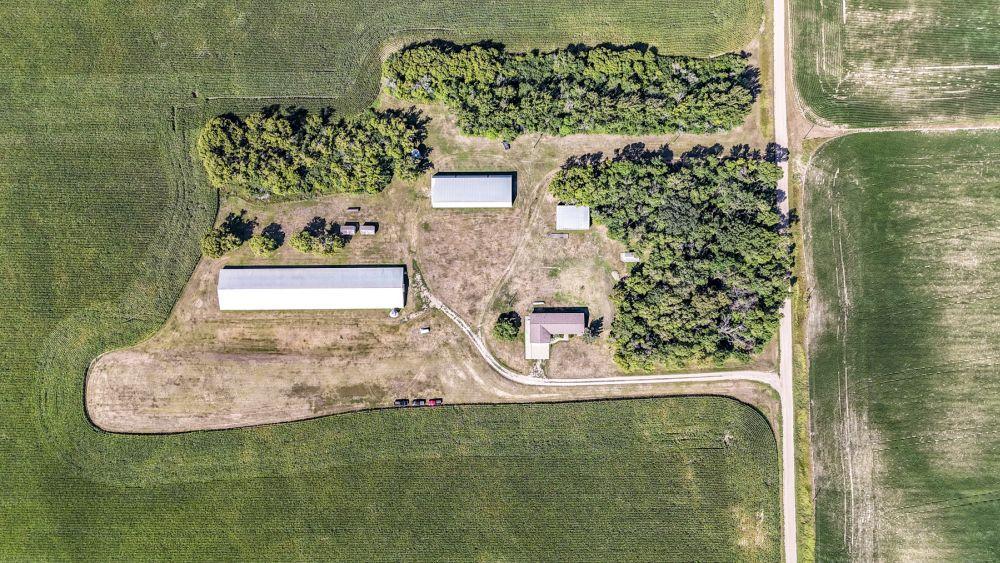 1986 single family home for sale at 3251 200th Street in Rothsay, MN — 4 bed, 2 bath (photo 12 of 49)