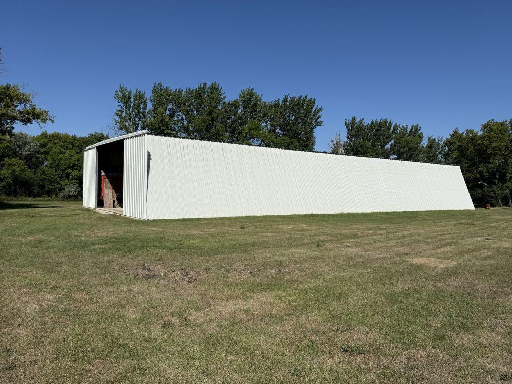 1986 single family home for sale at 3251 200th Street in Rothsay, MN — 4 bed, 2 bath (photo 22 of 49)