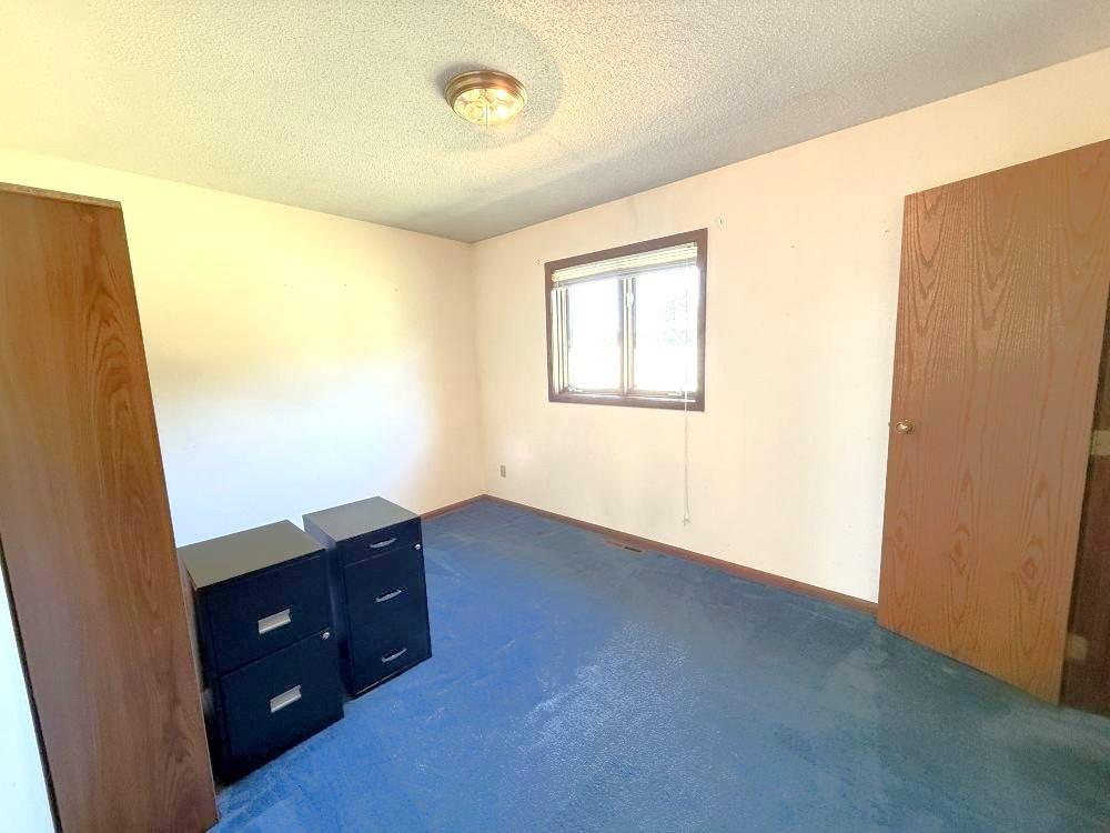 1986 single family home for sale at 3251 200th Street in Rothsay, MN — 4 bed, 2 bath (photo 38 of 49)