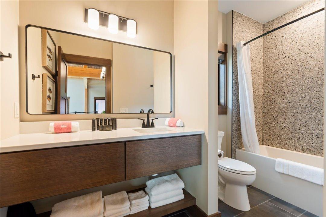 2026 single family home for sale at Cragun's Hillside #705 6 Bdrm Cronobles Court in East Gull Lake, MN — 6 bed, 6 bath (photo 17 of 91)
