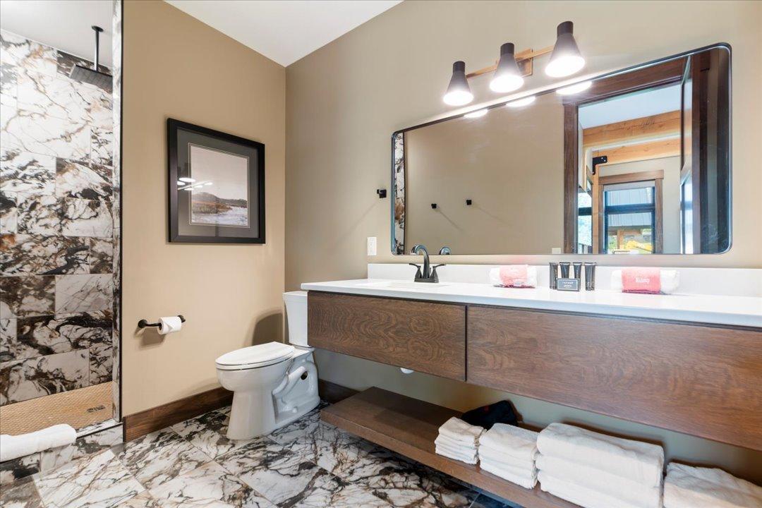 2026 single family home for sale at Cragun's Hillside #705 6 Bdrm Cronobles Court in East Gull Lake, MN — 6 bed, 6 bath (photo 20 of 91)