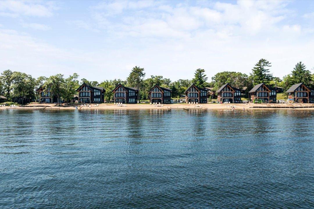 2026 single family home for sale at Cragun's Hillside #705 6 Bdrm Cronobles Court in East Gull Lake, MN — 6 bed, 6 bath (photo 78 of 91)