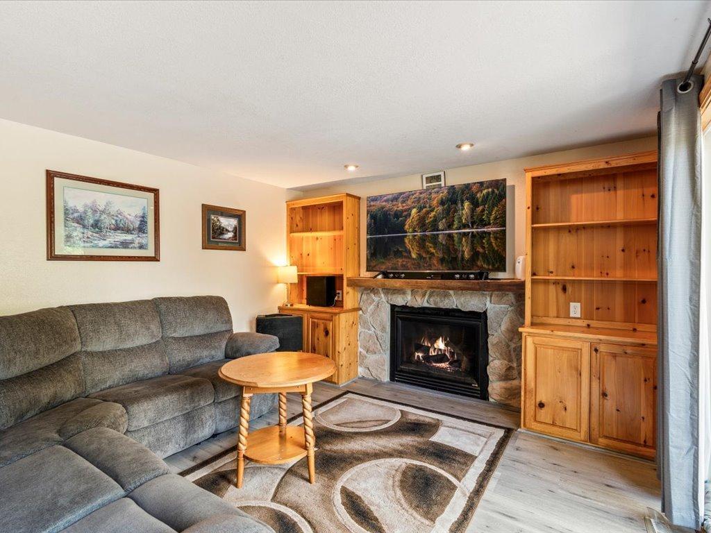 1960 single family home for sale at 26573 Lower Cullen Road in Nisswa, MN — 2 bed, 1 bath (photo 11 of 45)
