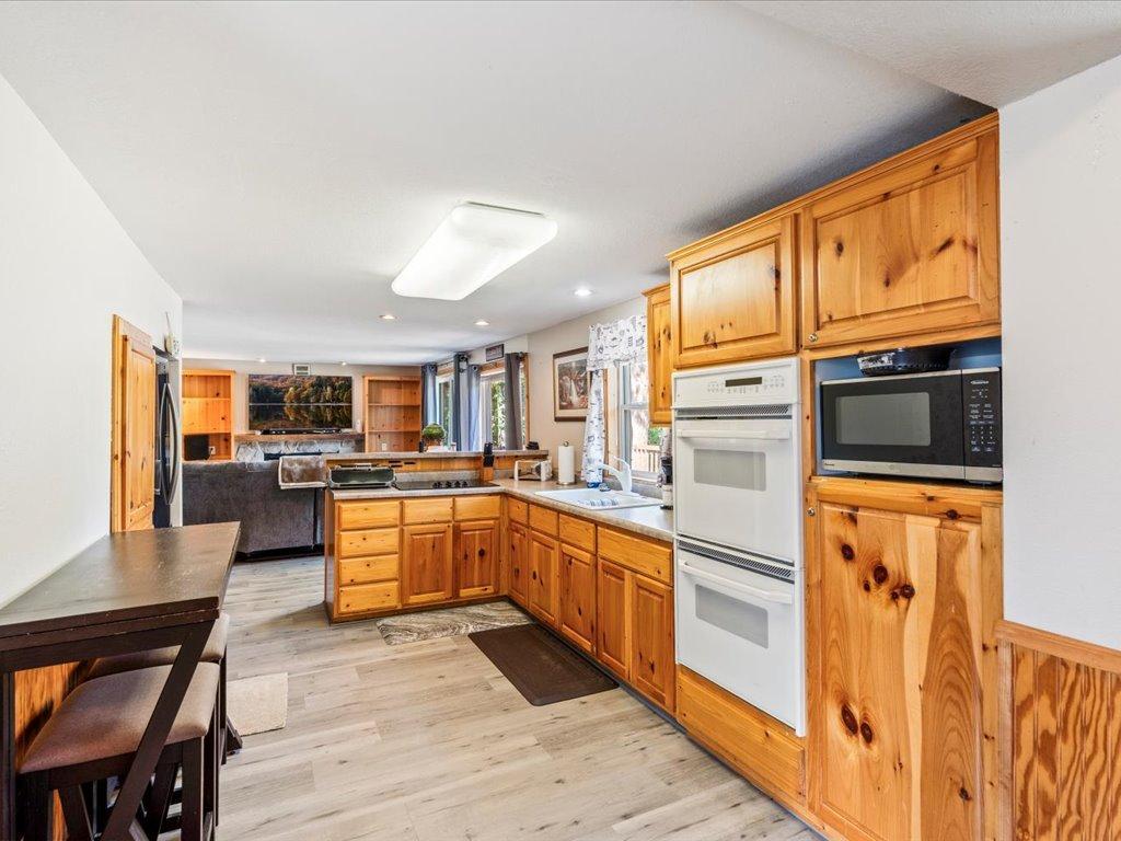 1960 single family home for sale at 26573 Lower Cullen Road in Nisswa, MN — 2 bed, 1 bath (photo 6 of 45)