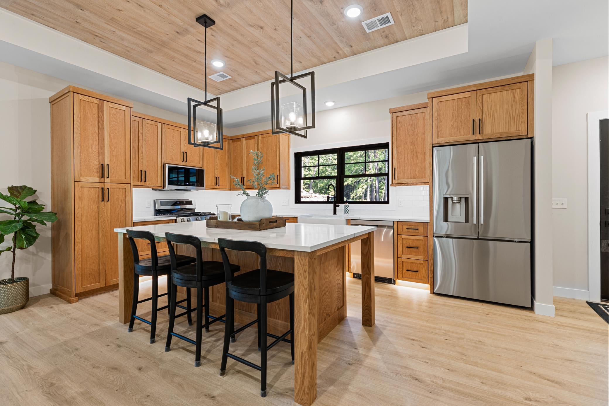 2025 single family home for sale at 1591 Maplewood Ridge Road in East Gull Lake, MN — 3 bed, 2 bath (photo 5 of 39)