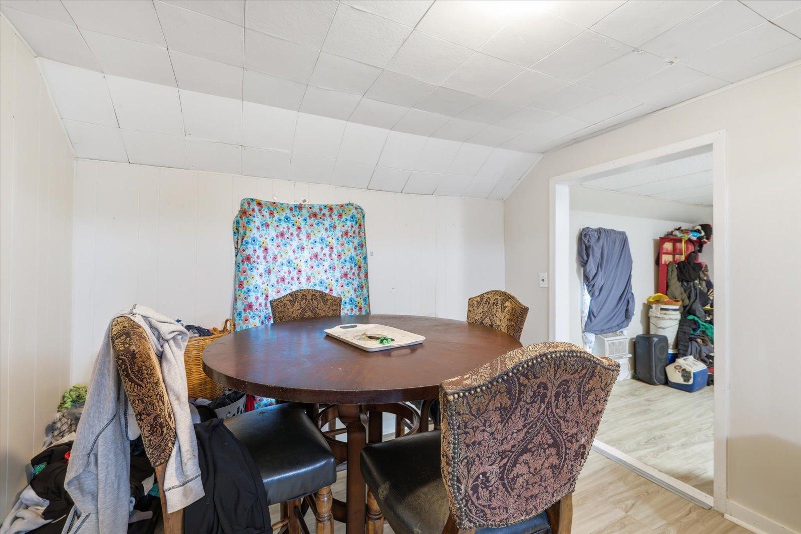 1989 duplex for sale at 219 3rd Avenue in Bovey, MN — 4 bed, 2 bath (photo 12 of 33)