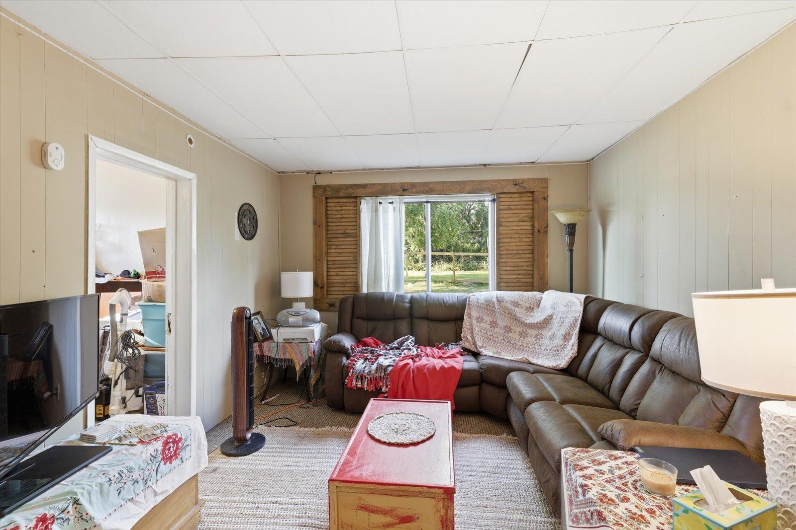 1989 duplex for sale at 219 3rd Avenue in Bovey, MN — 4 bed, 2 bath (photo 21 of 33)