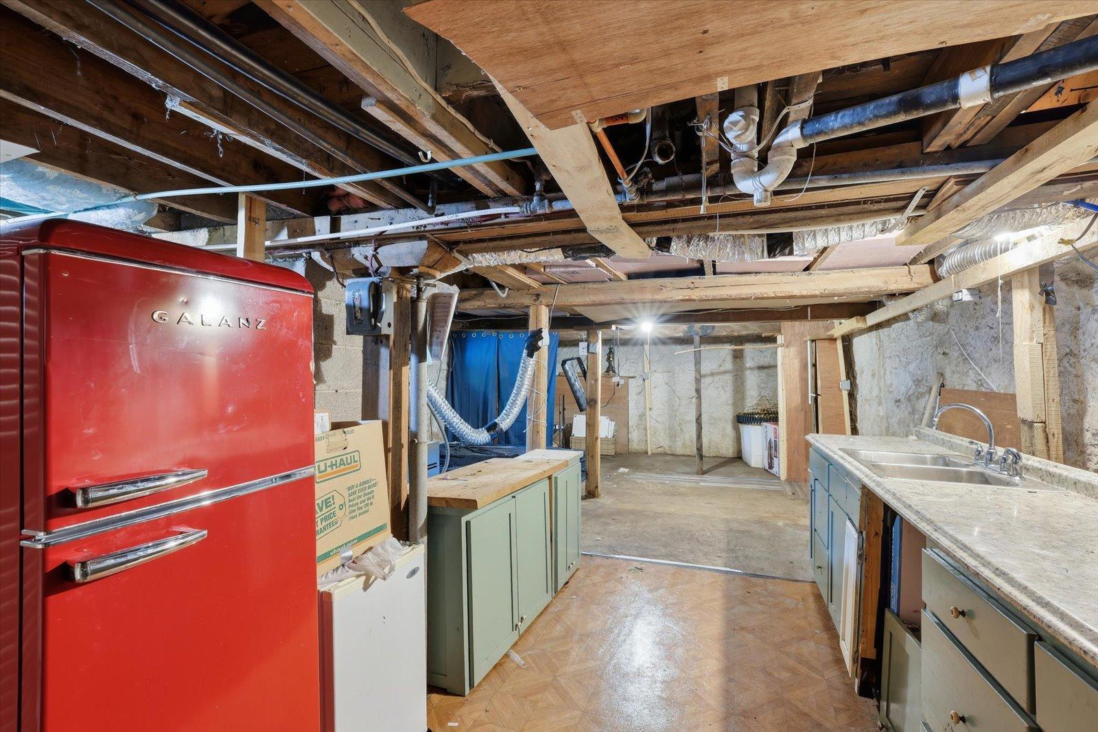 1989 duplex for sale at 219 3rd Avenue in Bovey, MN — 4 bed, 2 bath (photo 25 of 33)
