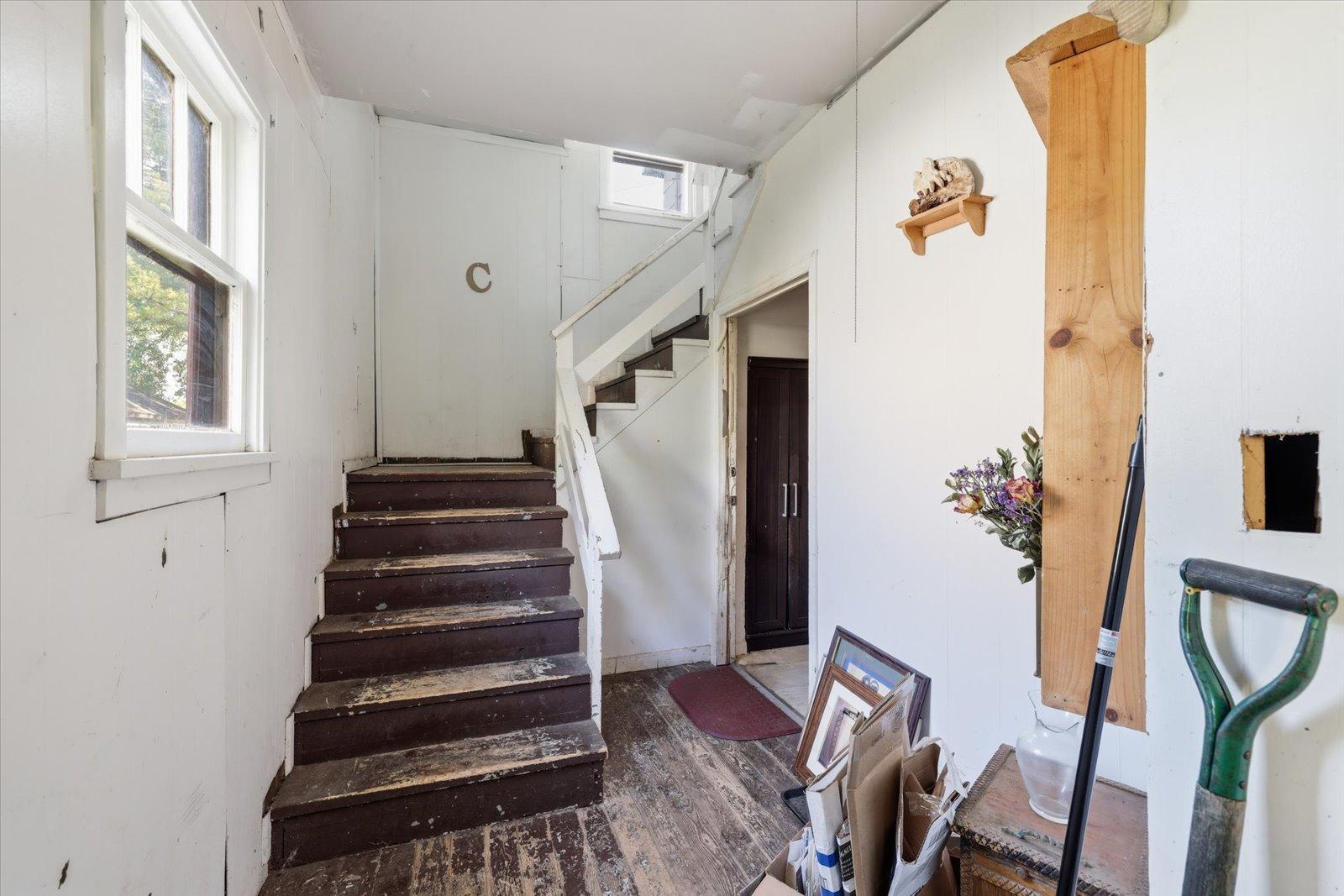 1989 duplex for sale at 219 3rd Avenue in Bovey, MN — 4 bed, 2 bath (photo 7 of 33)