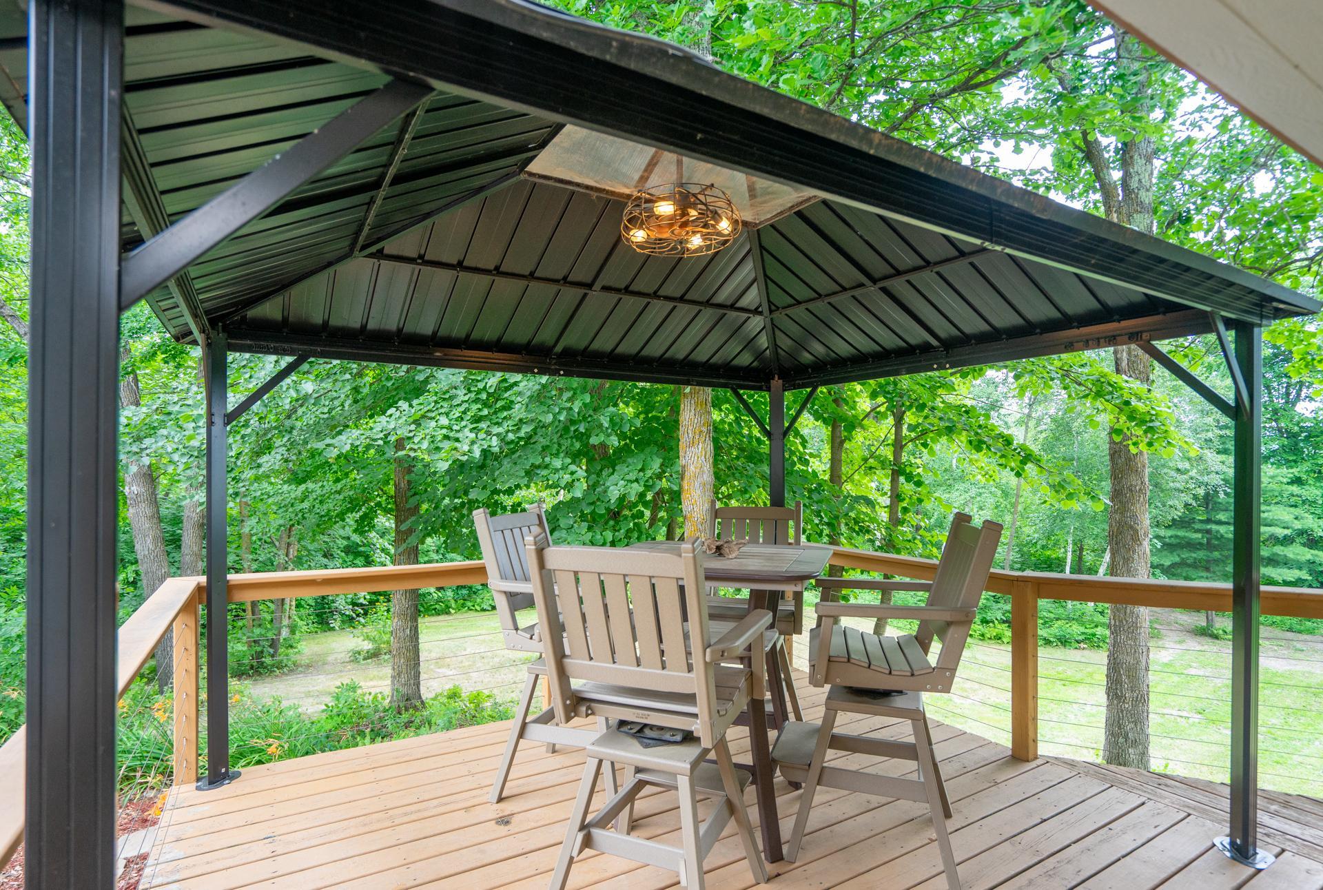 1990 single family home for sale at 4717 Red Pine Drive NW in Hackensack, MN — 2 bed, 1 bath (photo 8 of 29)