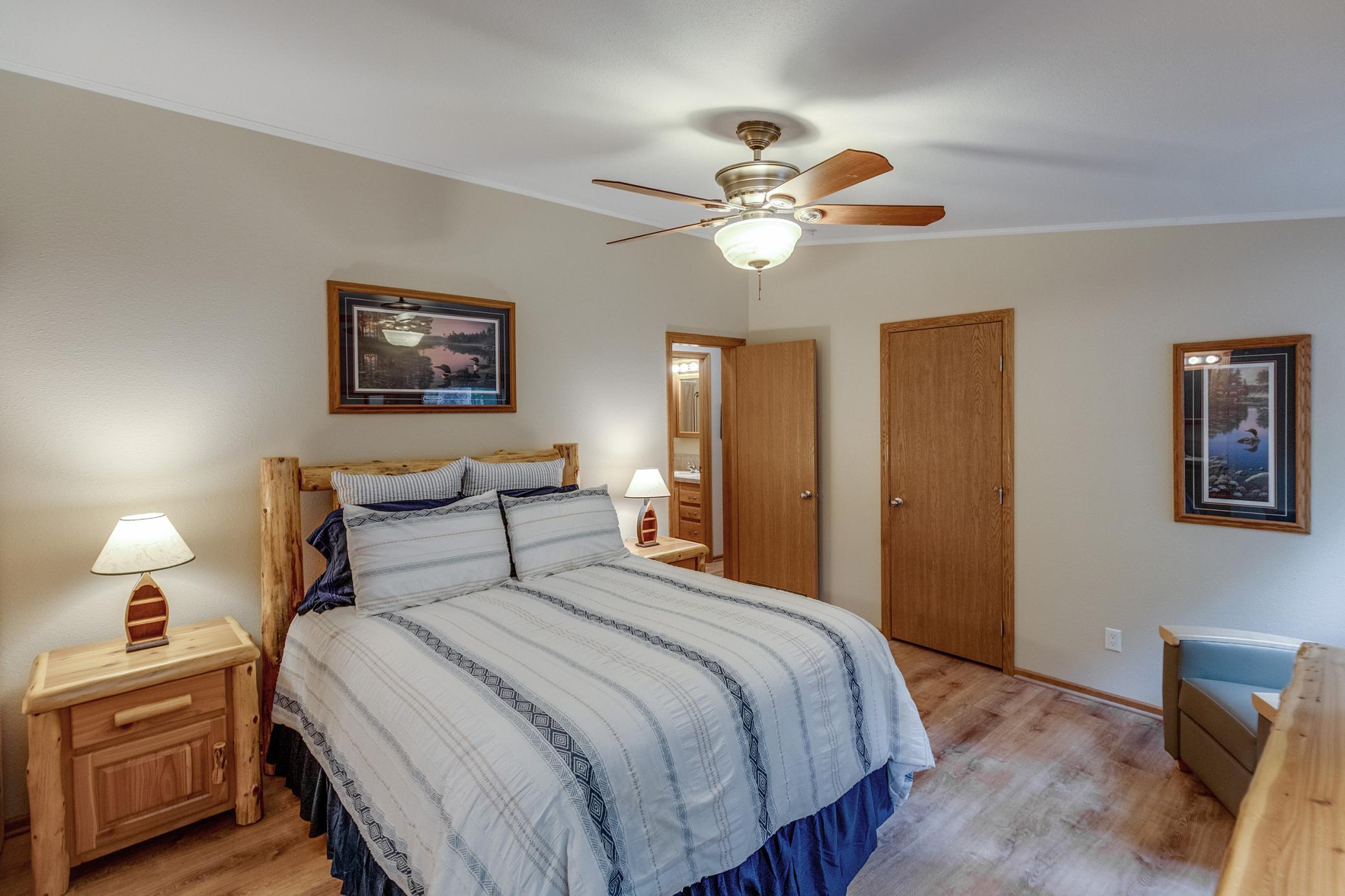 2005 single family home for sale at 12289 Whitefish Avenue, Unit 11 in Crosslake, MN — 2 bed, 2 bath (photo 22 of 37)
