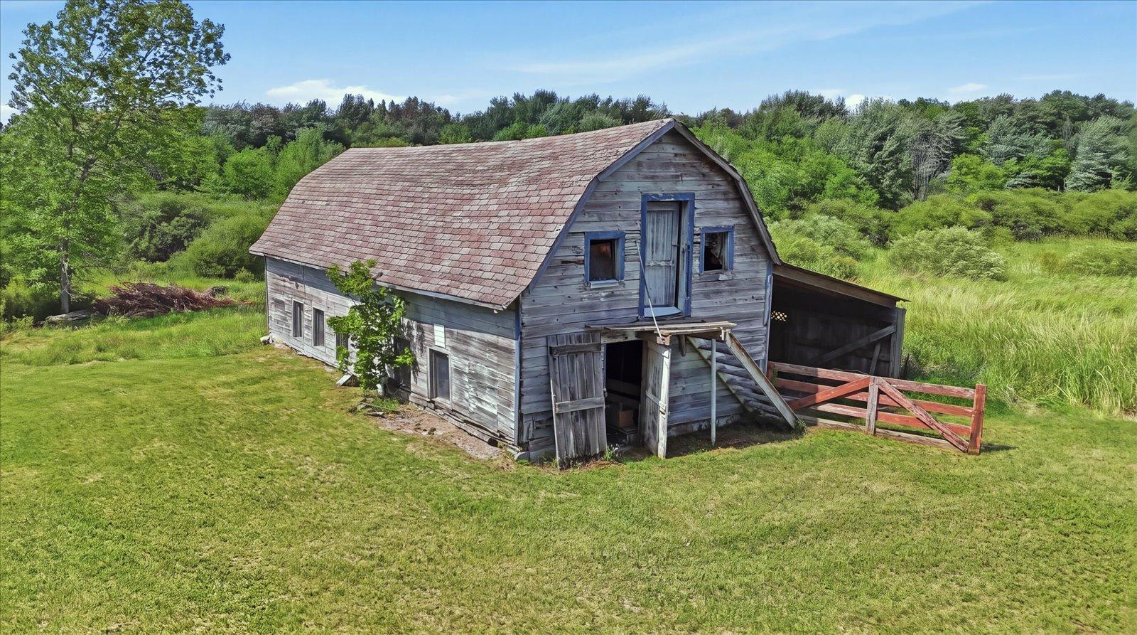 1900 single family home for sale at 25522 County Road 60 in Bovey, MN — 3 bed, 2 bath (photo 23 of 38)
