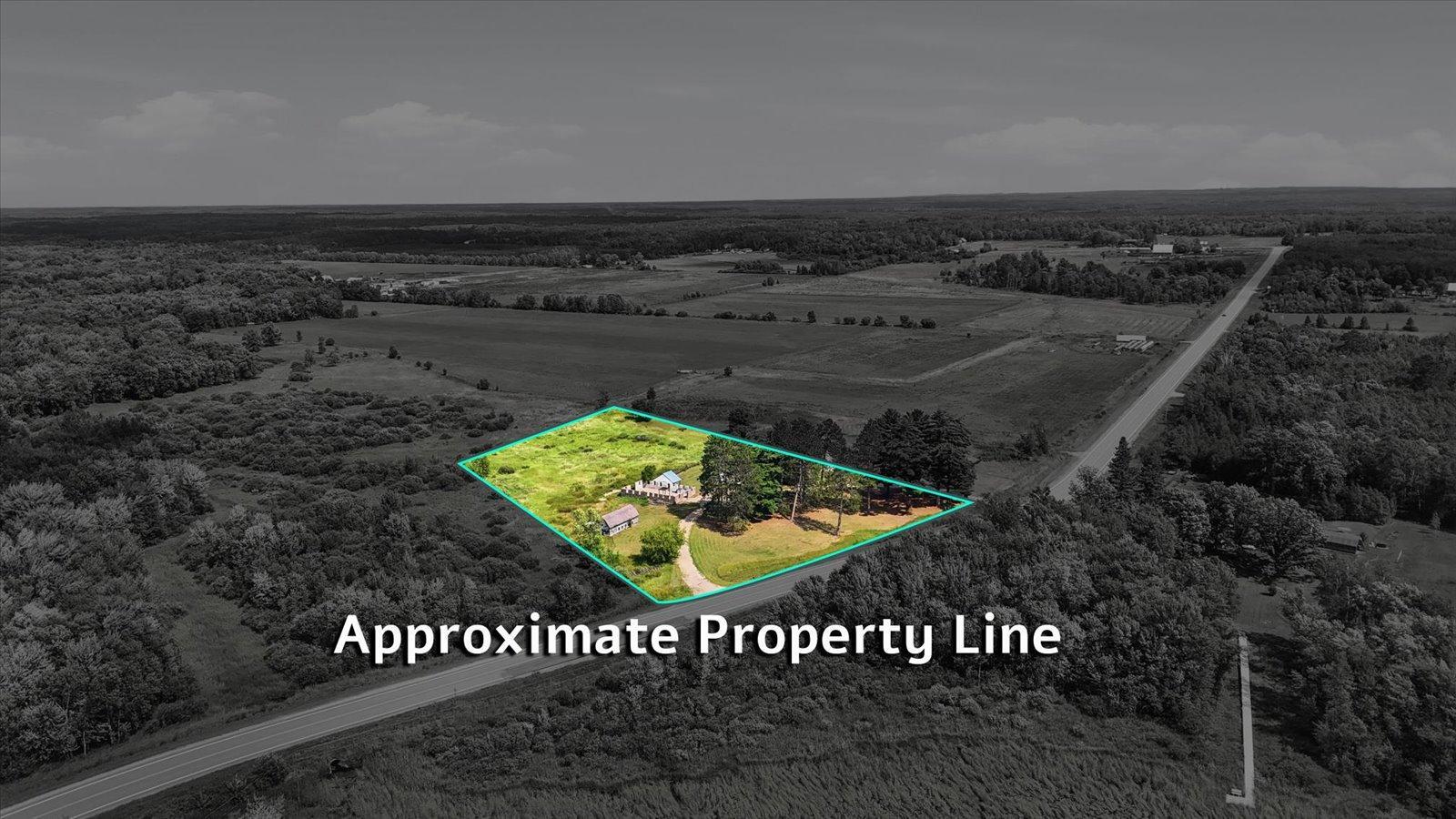 1900 single family home for sale at 25522 County Road 60 in Bovey, MN — 3 bed, 2 bath (photo 4 of 38)