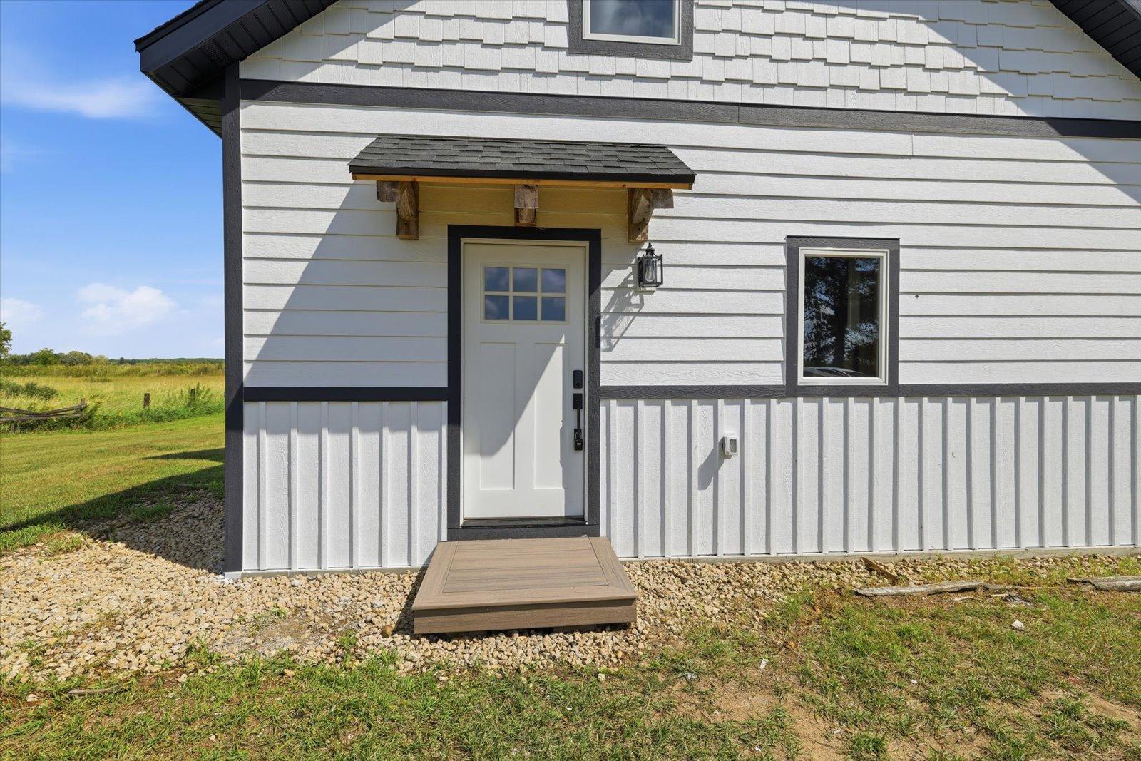 1900 single family home for sale at 25522 County Road 60 in Bovey, MN — 3 bed, 2 bath (photo 6 of 38)