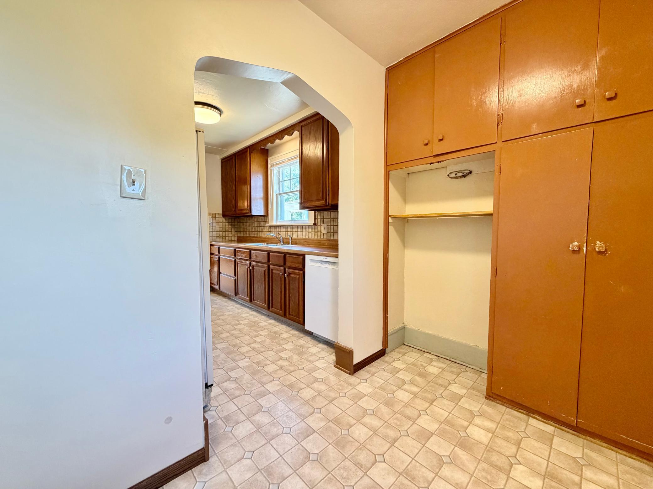 1920 single family home for sale at 509 E Vernon Avenue in Fergus Falls, MN — 3 bed, 2 bath (photo 13 of 30)