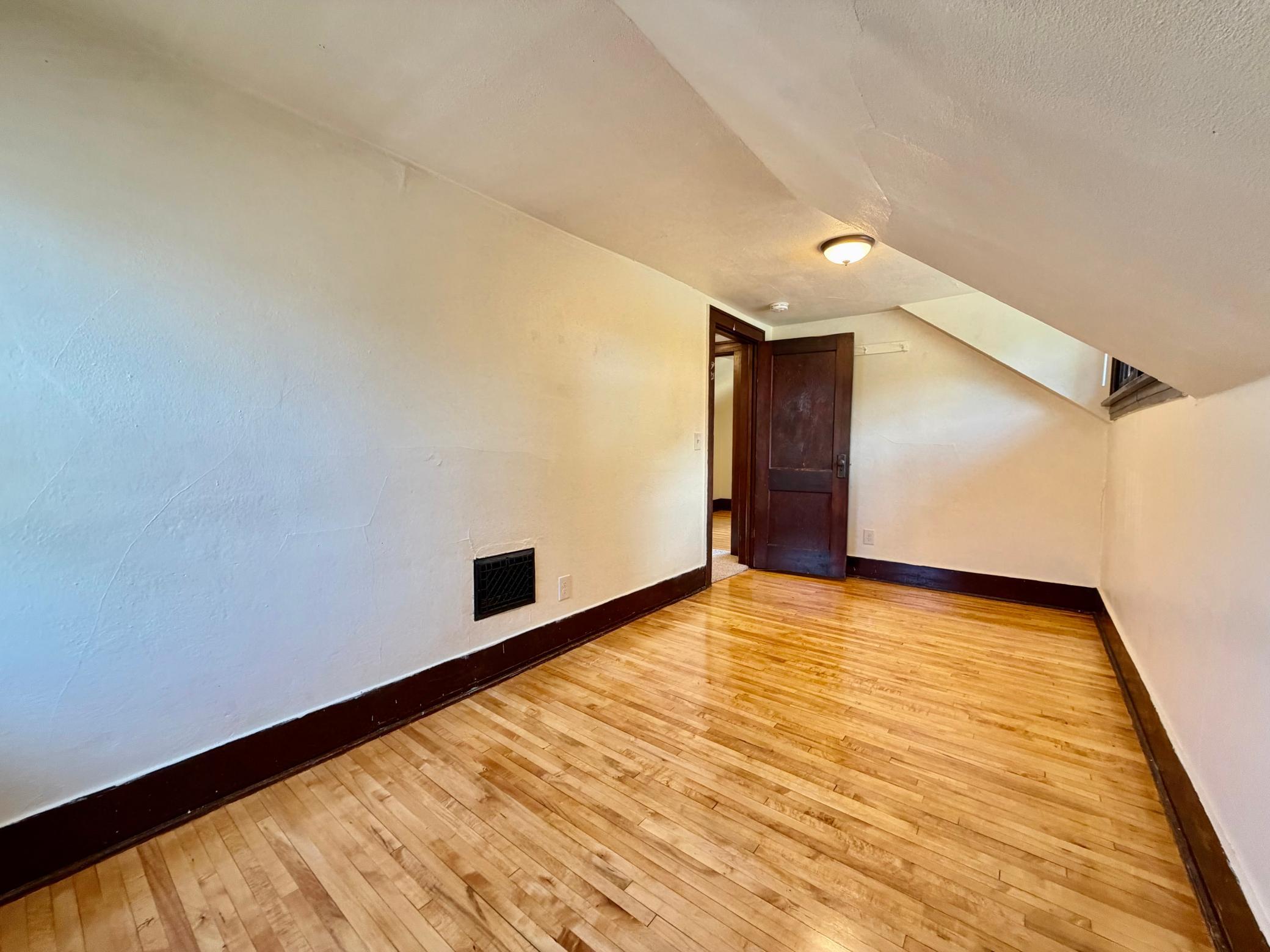 1920 single family home for sale at 509 E Vernon Avenue in Fergus Falls, MN — 3 bed, 2 bath (photo 20 of 30)
