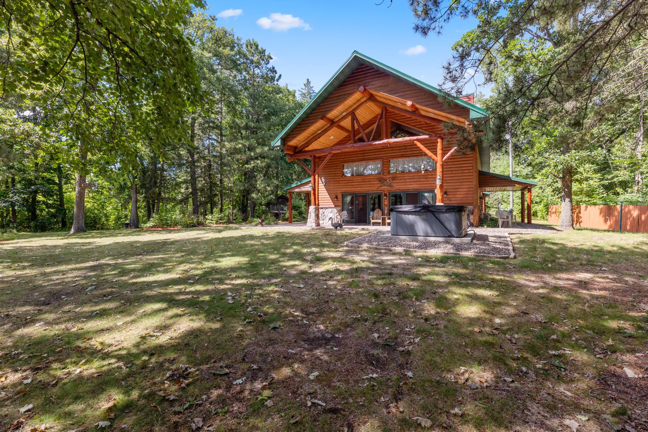 2011 single family home for sale at 19099 Havel Ridge in Brainerd, MN — 3 bed, 5 bath (photo 3 of 48)