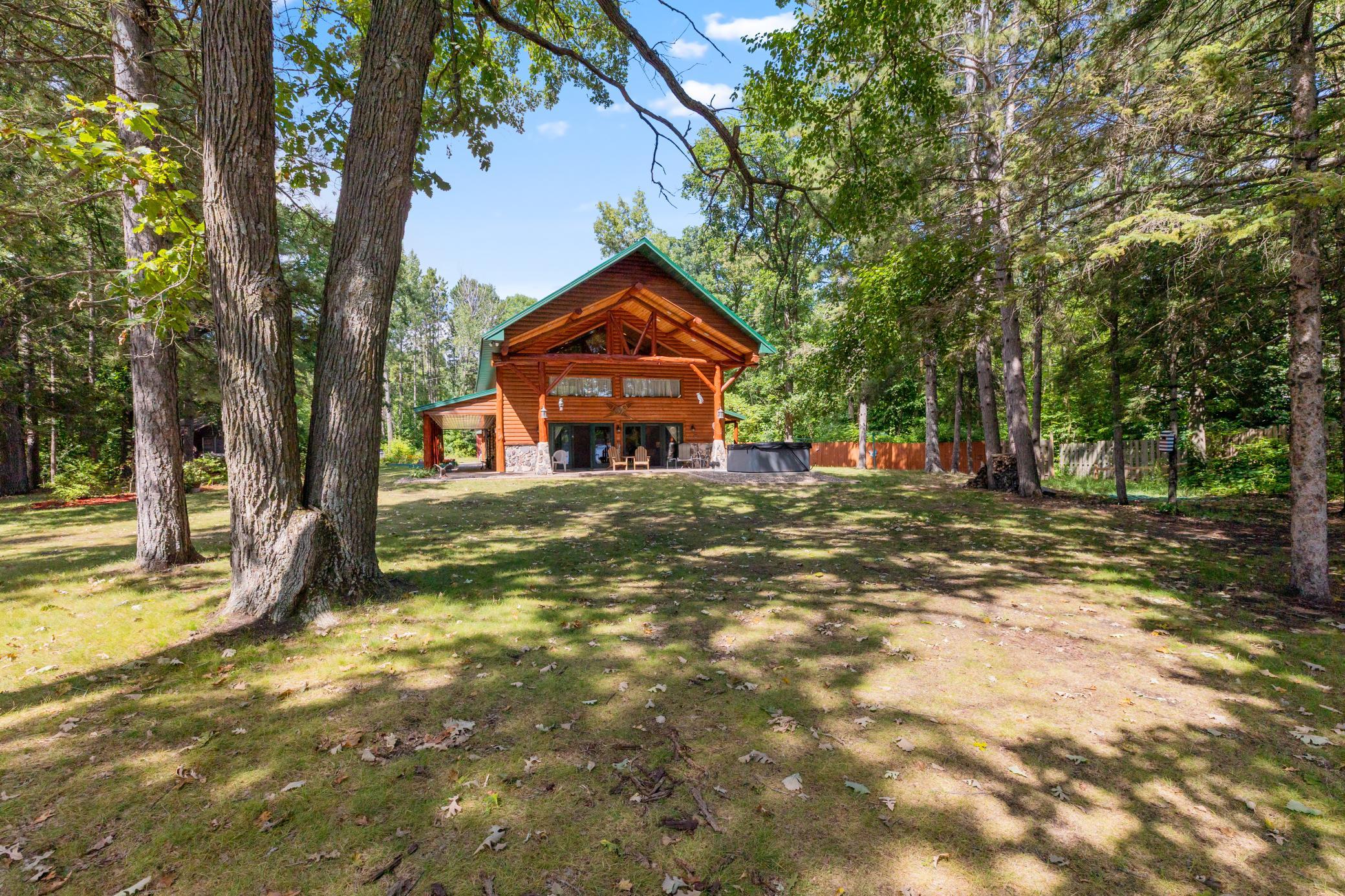2011 single family home for sale at 19099 Havel Ridge in Brainerd, MN — 3 bed, 5 bath (photo 5 of 48)