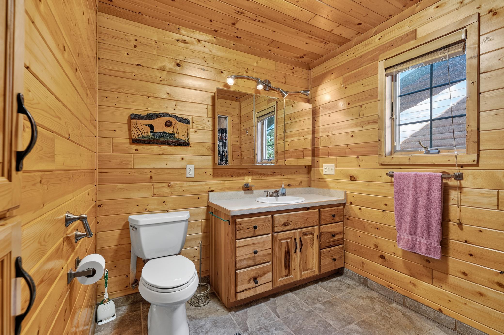 2011 single family home for sale at 19099 Havel Ridge in Brainerd, MN — 3 bed, 5 bath (photo 22 of 47)