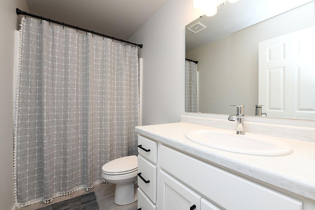 2023 single family home for sale at 1444 69 Avenue S in Fargo, ND — 3 bed, 2 bath (photo 18 of 24)