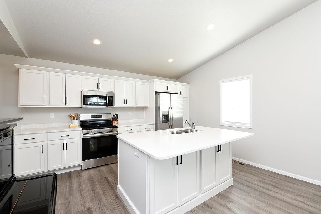 2023 single family home for sale at 1444 69 Avenue S in Fargo, ND — 3 bed, 2 bath (photo 4 of 24)