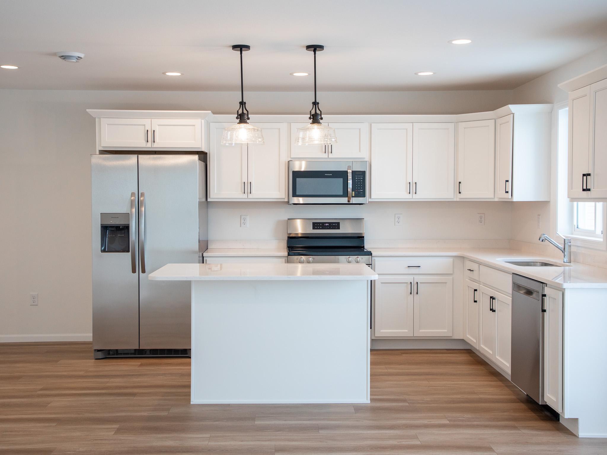 2026 single family home for sale at 1142 W 55 Avenue in West Fargo, ND — 3 bed, 3 bath (photo 2 of 13)
