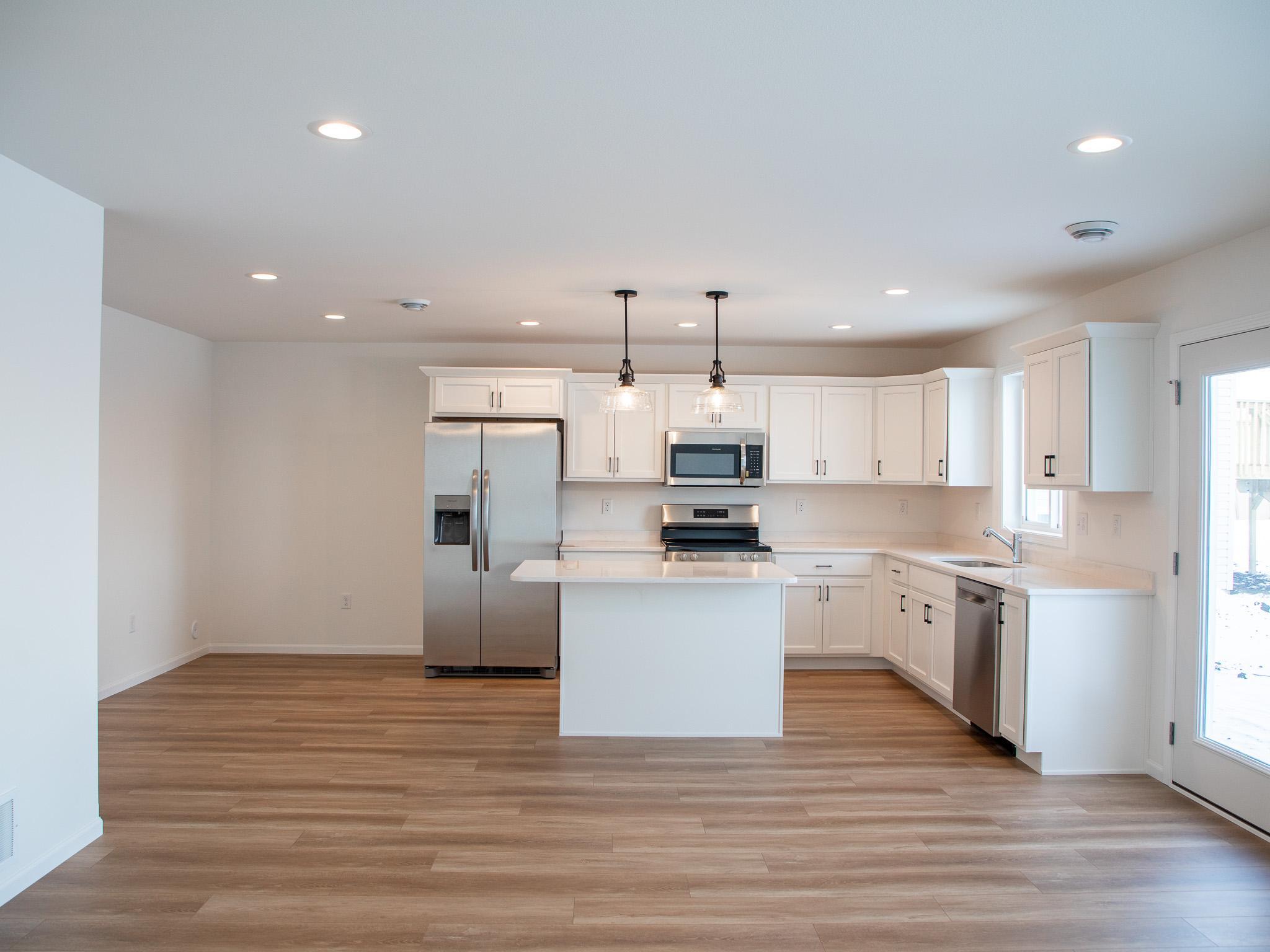 2026 single family home for sale at 1142 W 55 Avenue in West Fargo, ND — 3 bed, 3 bath (photo 5 of 13)