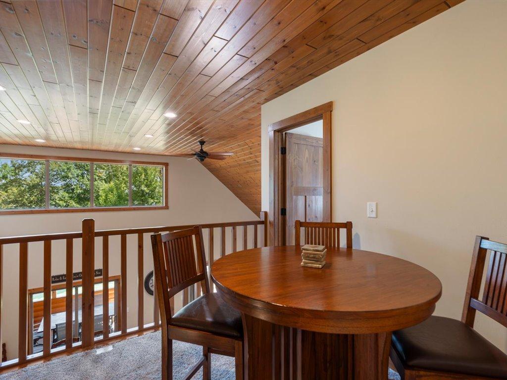 2017 twin home for sale at 6326 Wilderness Road, Unit 28 in Pequot Lakes, MN — 5 bed, 3 bath (photo 22 of 46)