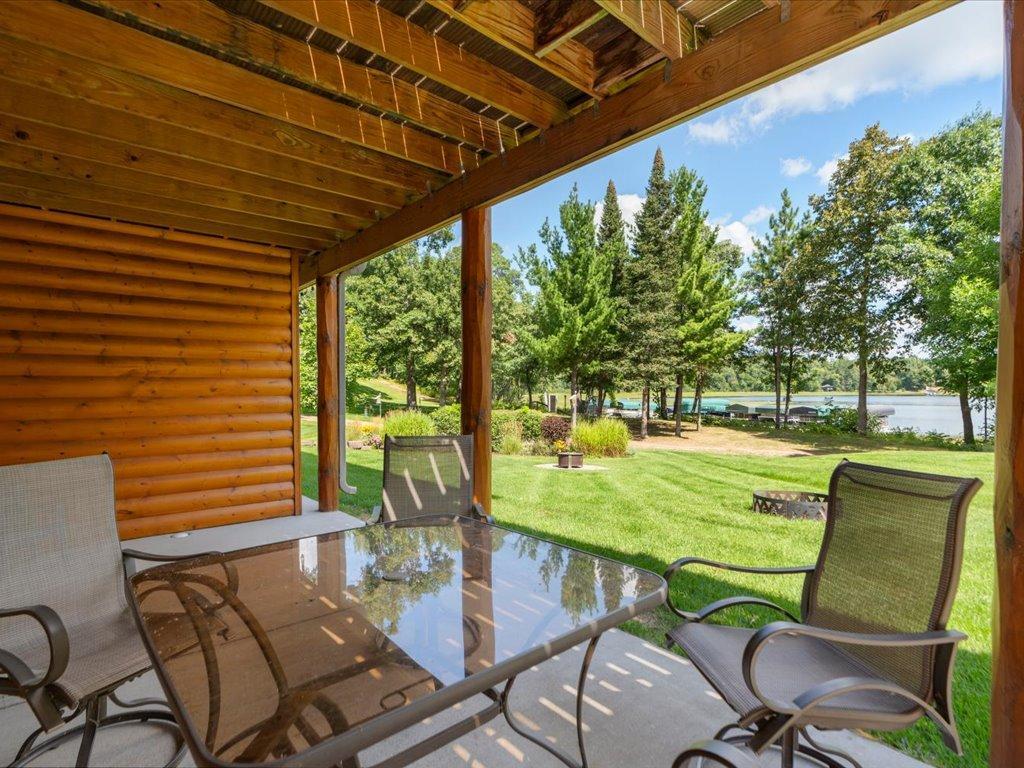 2017 twin home for sale at 6326 Wilderness Road, Unit 28 in Pequot Lakes, MN — 5 bed, 3 bath (photo 27 of 46)