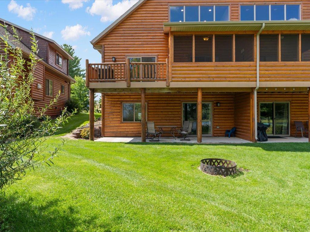 2017 twin home for sale at 6326 Wilderness Road, Unit 28 in Pequot Lakes, MN — 5 bed, 3 bath (photo 31 of 46)