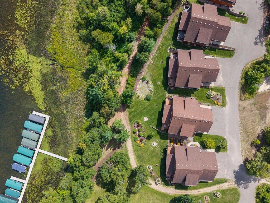 2017 twin home for sale at 6326 Wilderness Road, Unit 28 in Pequot Lakes, MN — 5 bed, 3 bath (photo 42 of 46)