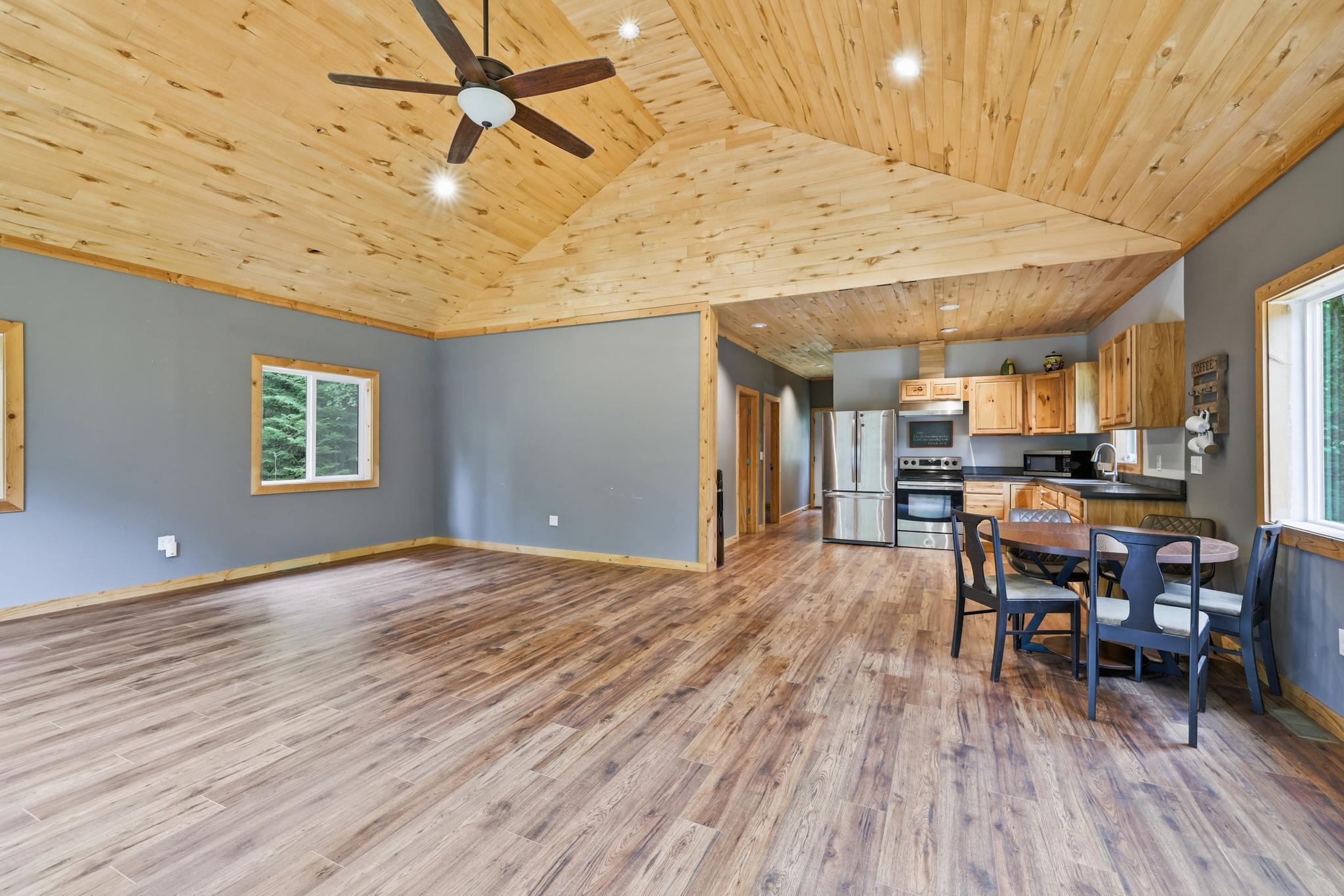 2015 single family home for sale at 23917 County Road 53 in Bigfork, MN — 2 bed, 1 bath (photo 19 of 33)