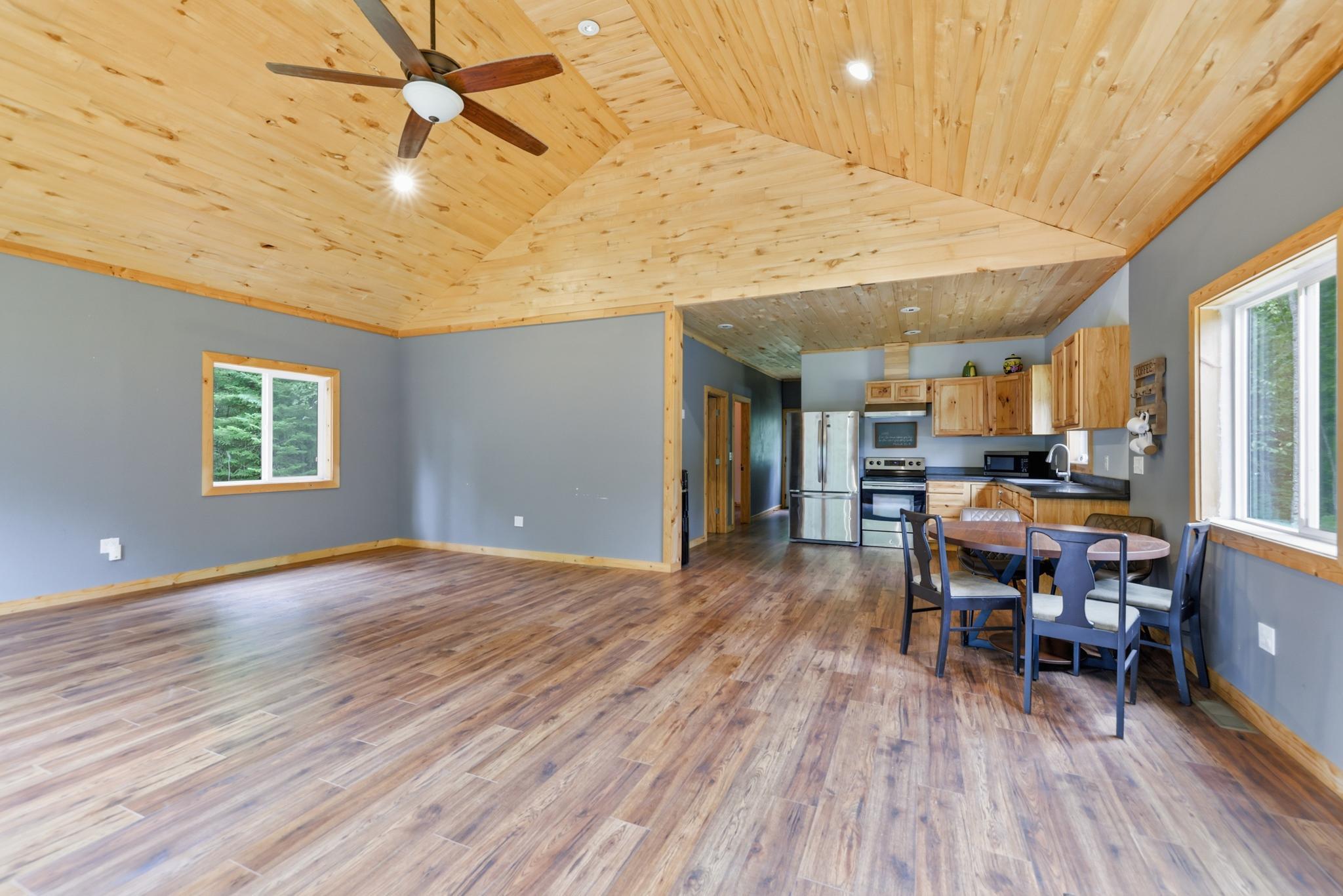 2015 single family home for sale at 23917 County Road 53 in Bigfork, MN — 2 bed, 1 bath (photo 21 of 33)