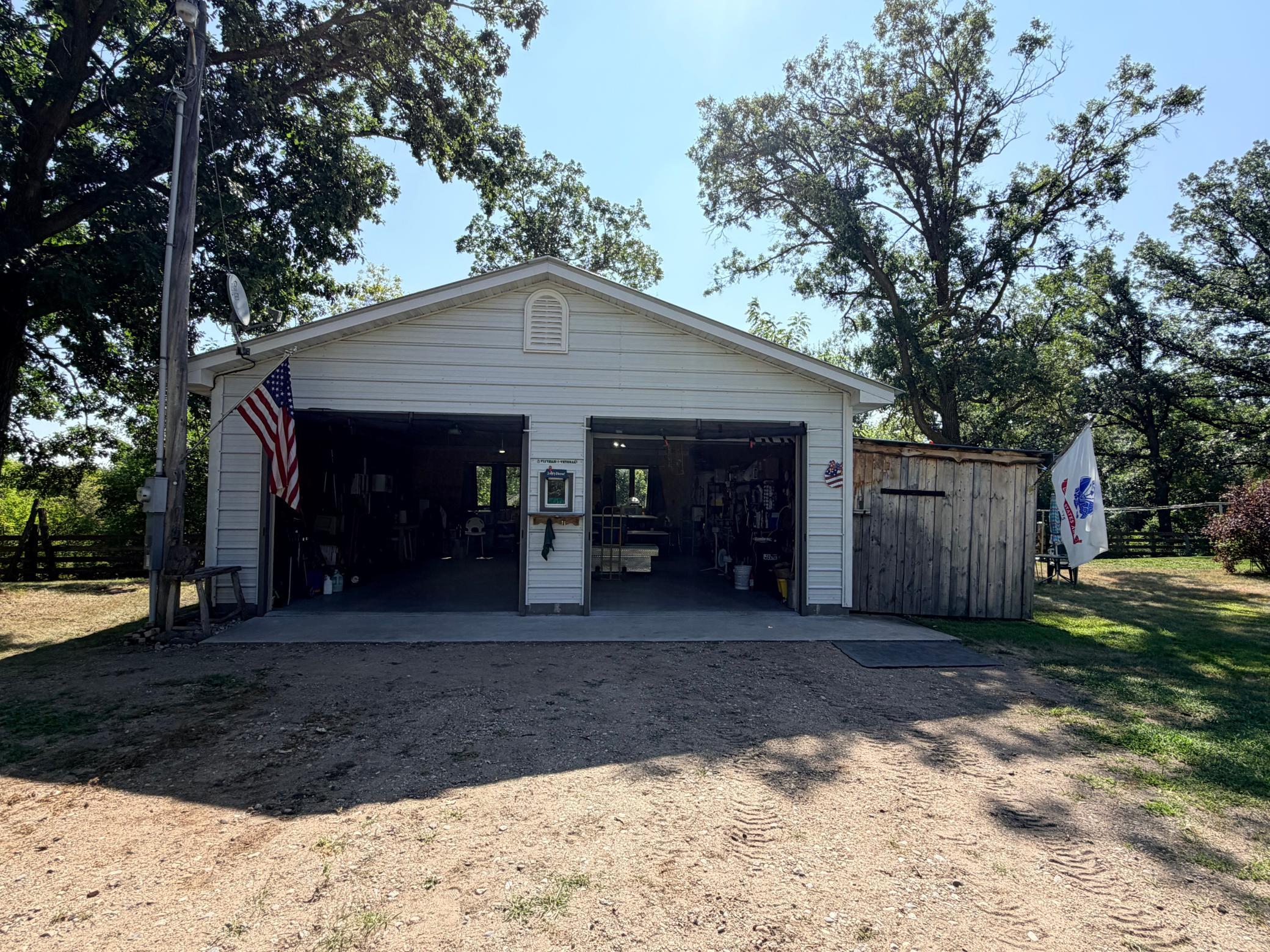 1900 single family home for sale at 39726 350th Avenue SE in Fosston, MN — 3 bed, 2 bath (photo 35 of 51)
