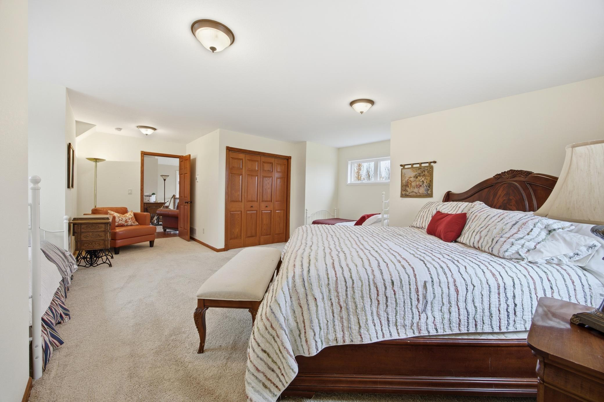 2014 single family home for sale at 3422 73rd Avenue N in Moorhead, MN — 5 bed, 5 bath (photo 29 of 70)