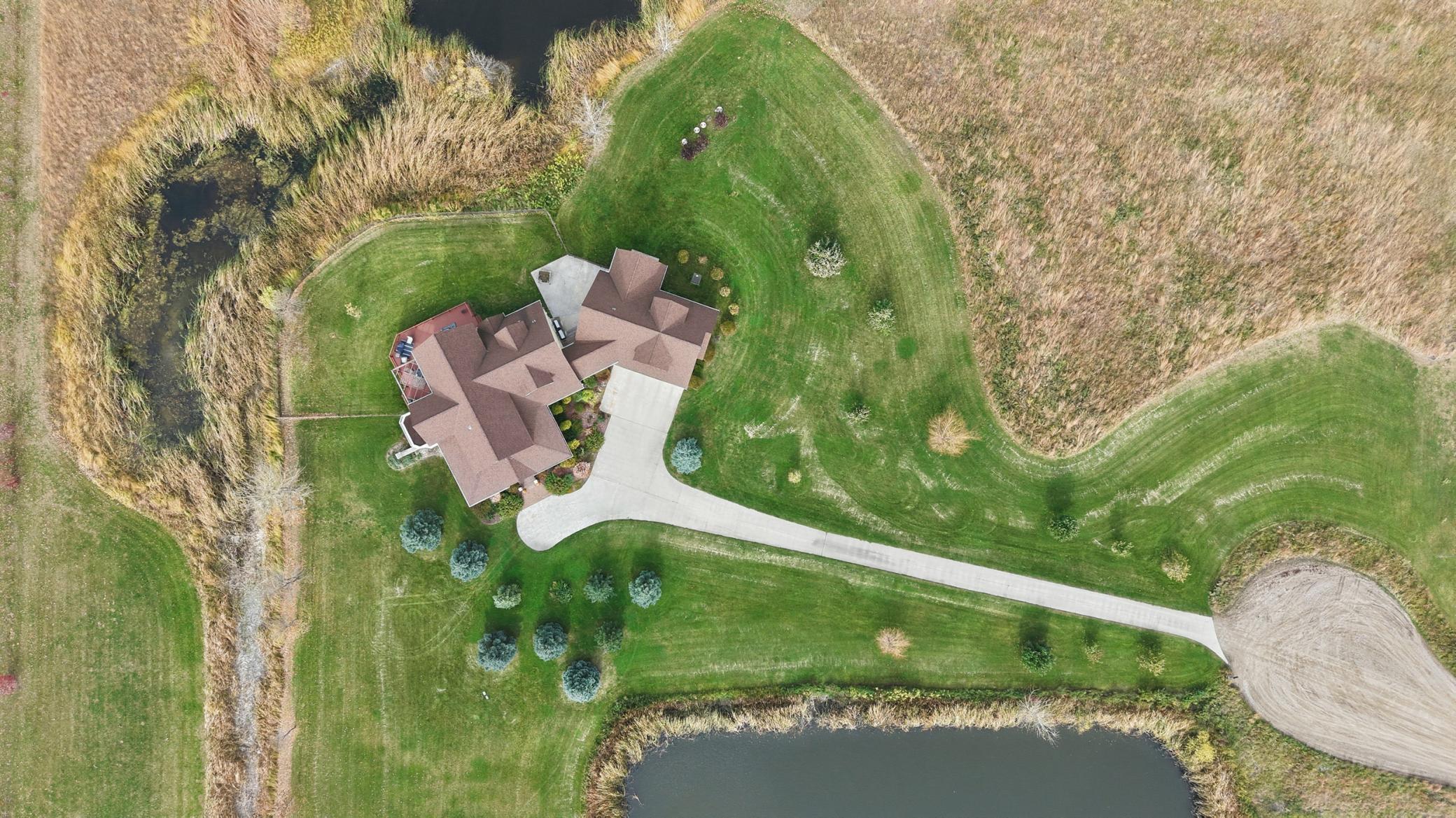 2014 single family home for sale at 3422 73rd Avenue N in Moorhead, MN — 5 bed, 5 bath (photo 52 of 70)