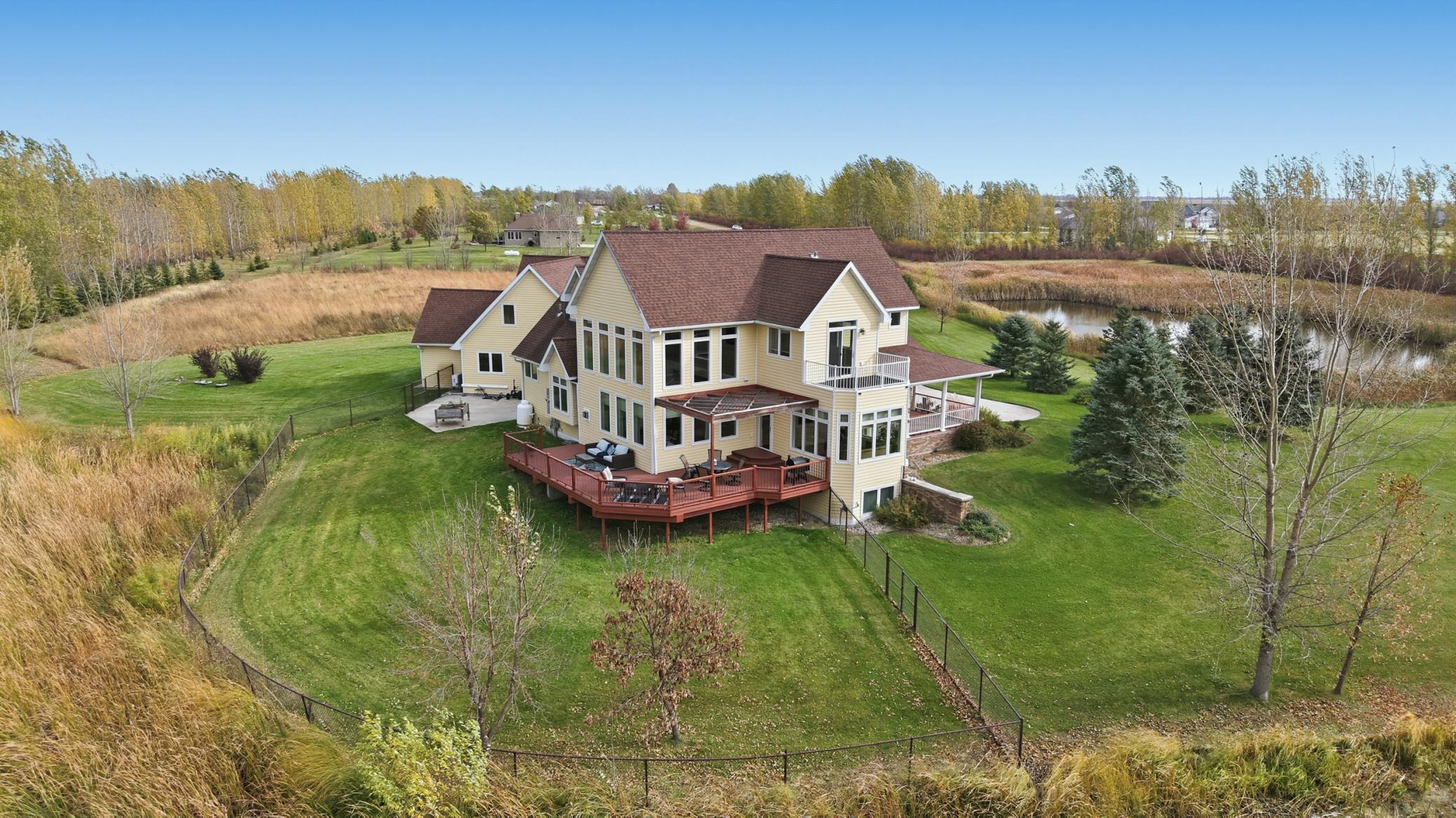 2014 single family home for sale at 3422 73rd Avenue N in Moorhead, MN — 5 bed, 5 bath (photo 70 of 70)