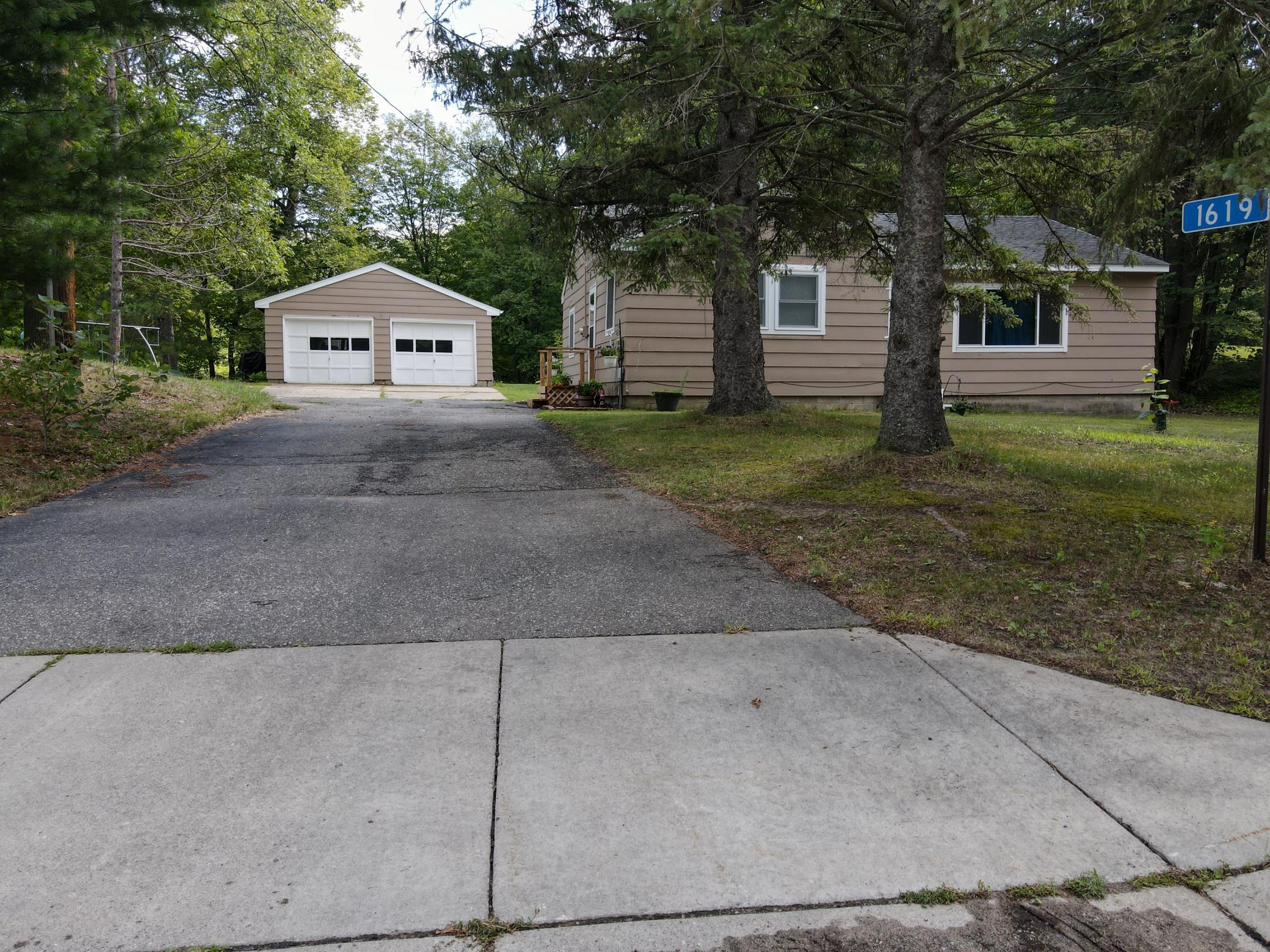 1960 single family home for sale at 1619 Horseshoe Lake Road in Grand Rapids, MN — 3 bed, 1 bath (photo 31 of 32)