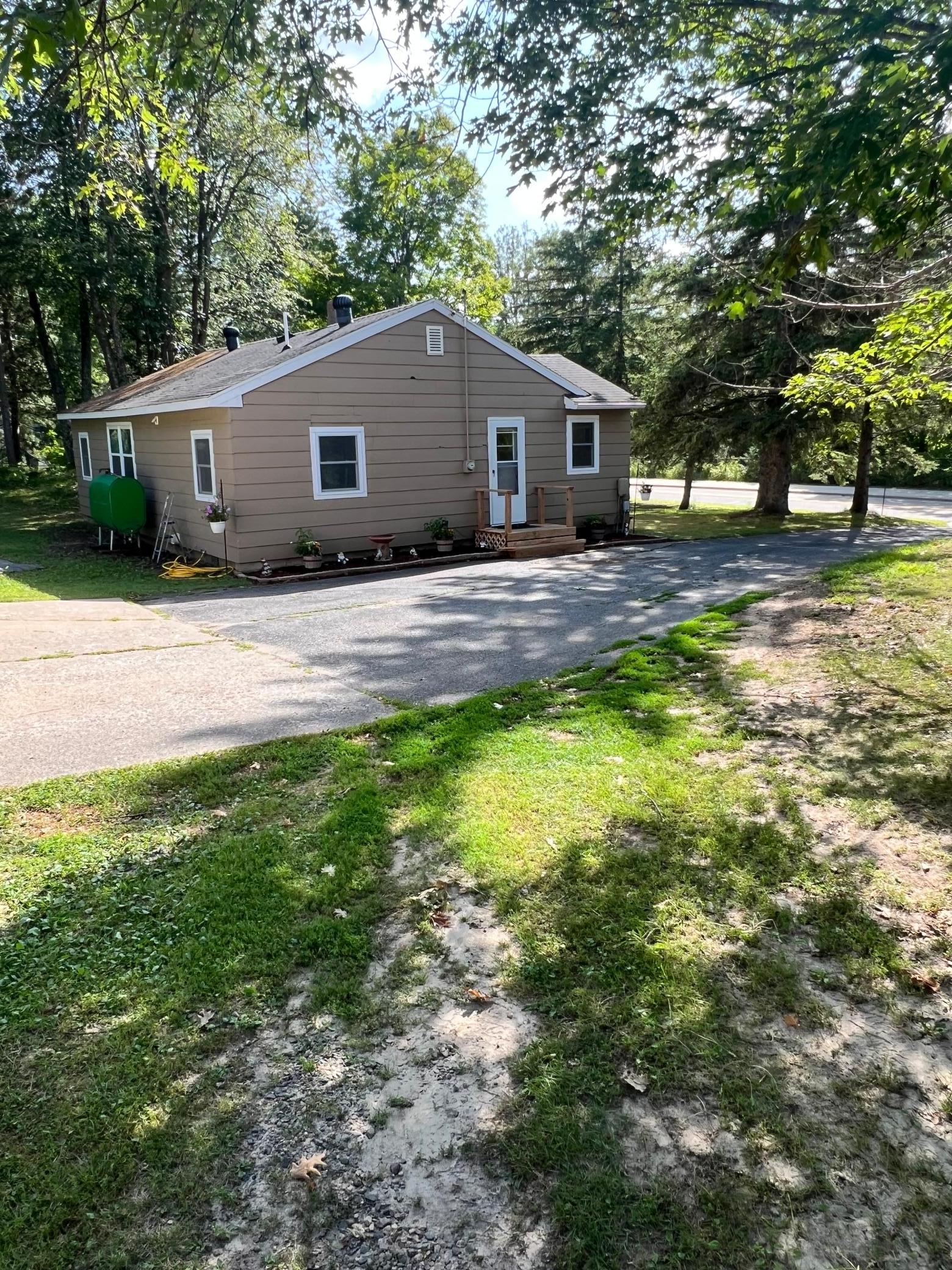 1960 single family home for sale at 1619 Horseshoe Lake Road in Grand Rapids, MN — 3 bed, 1 bath (photo 8 of 32)