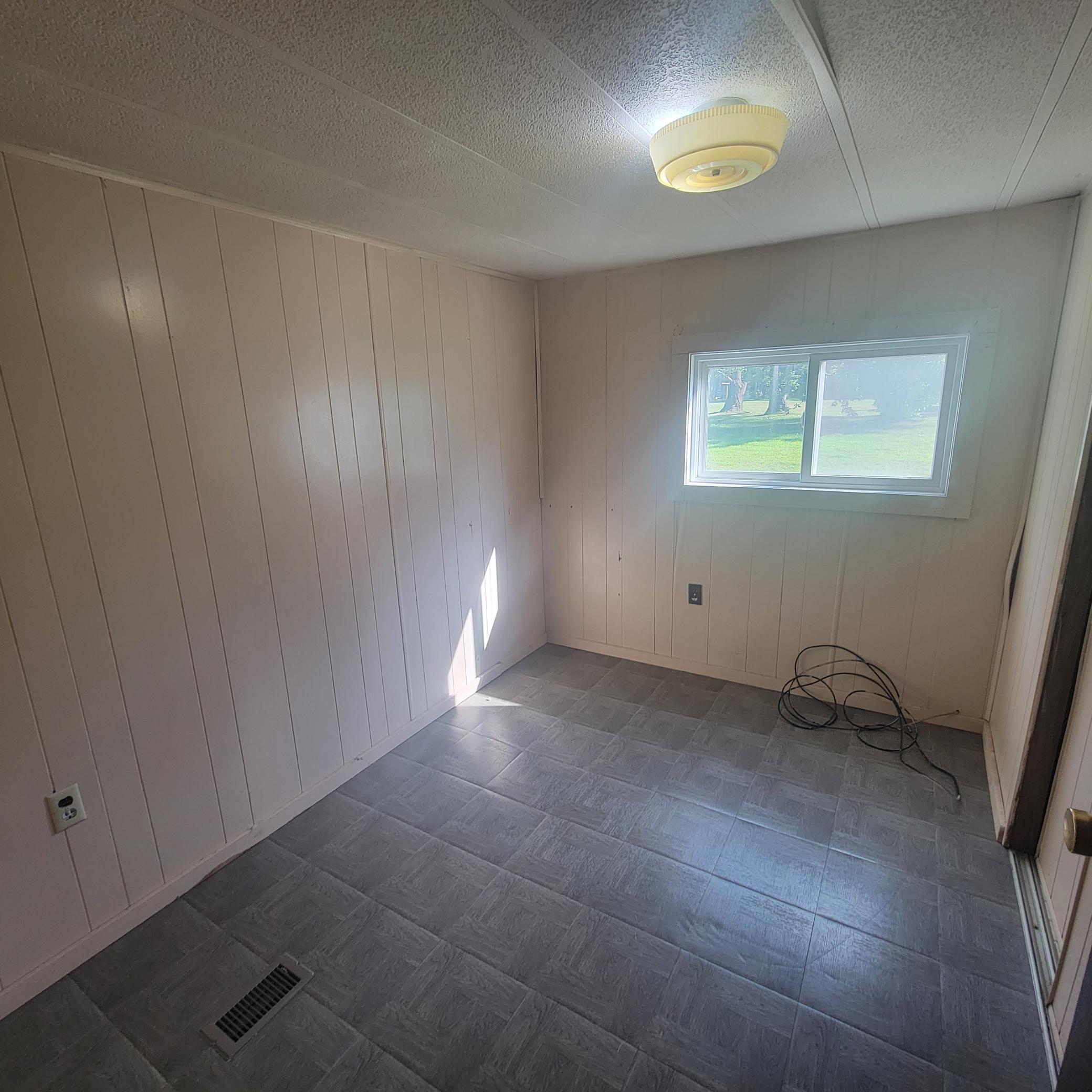 1973 single family home for sale at 106 Park Circle in Ottertail, MN — 3 bed, 1 bath (photo 13 of 25)