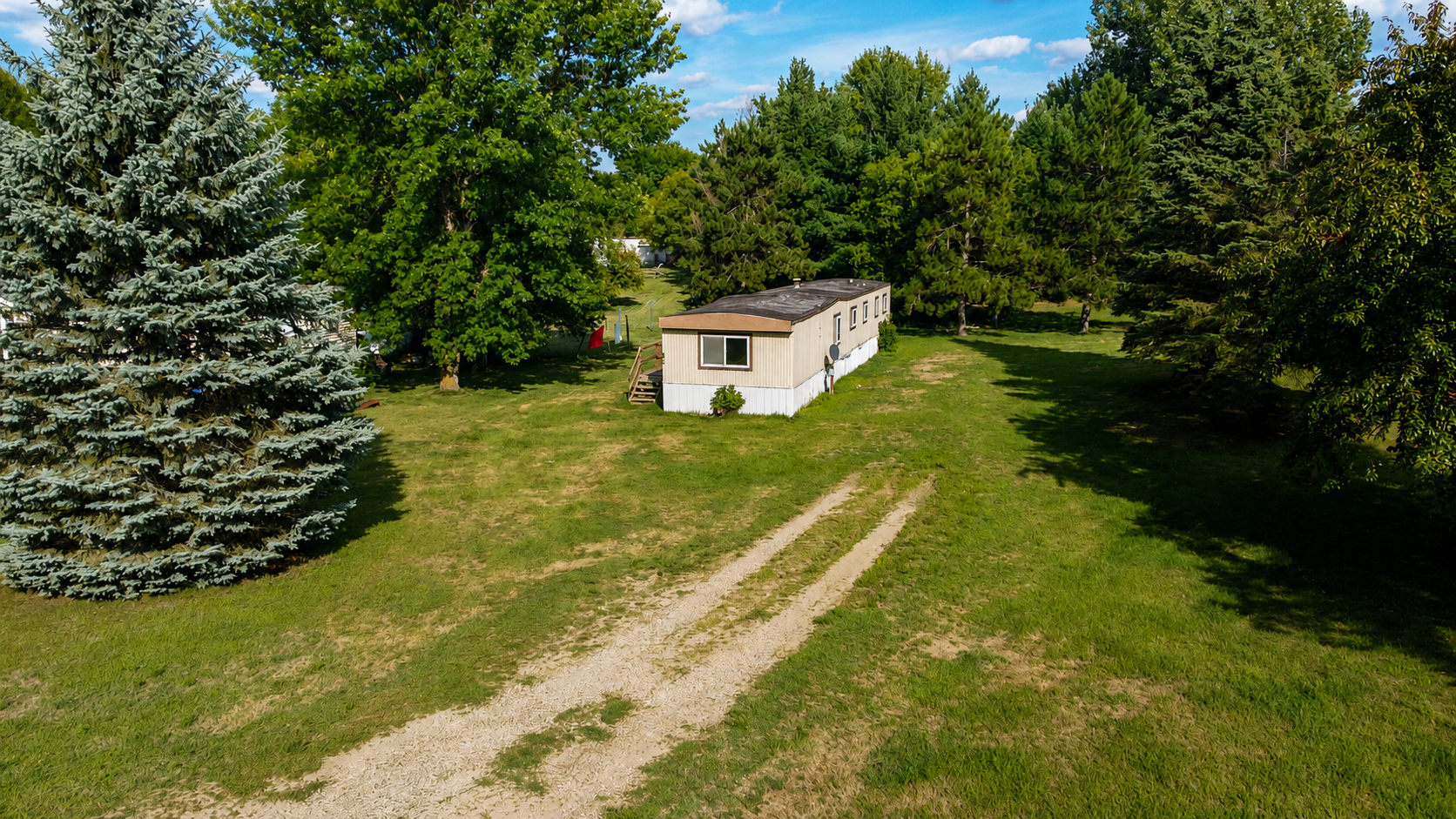 1973 single family home for sale at 106 Park Circle in Ottertail, MN — 3 bed, 1 bath (photo 21 of 25)