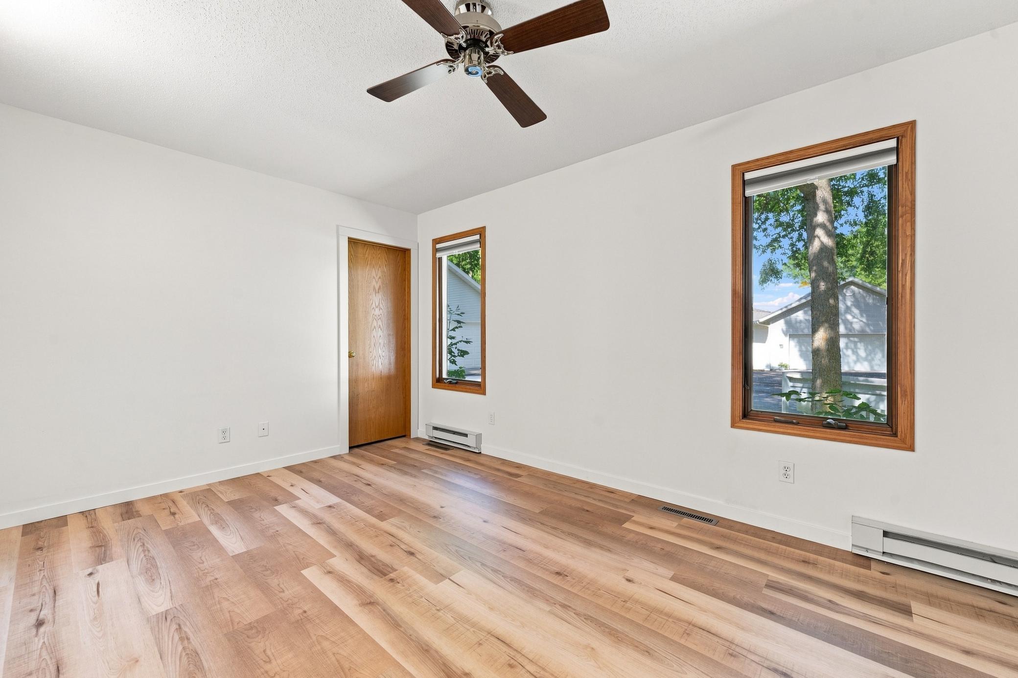 1995 home for sale at 2560 Old County Road 120 NE in Alexandria, MN — 3 bed, 3 bath (photo 19 of 56)