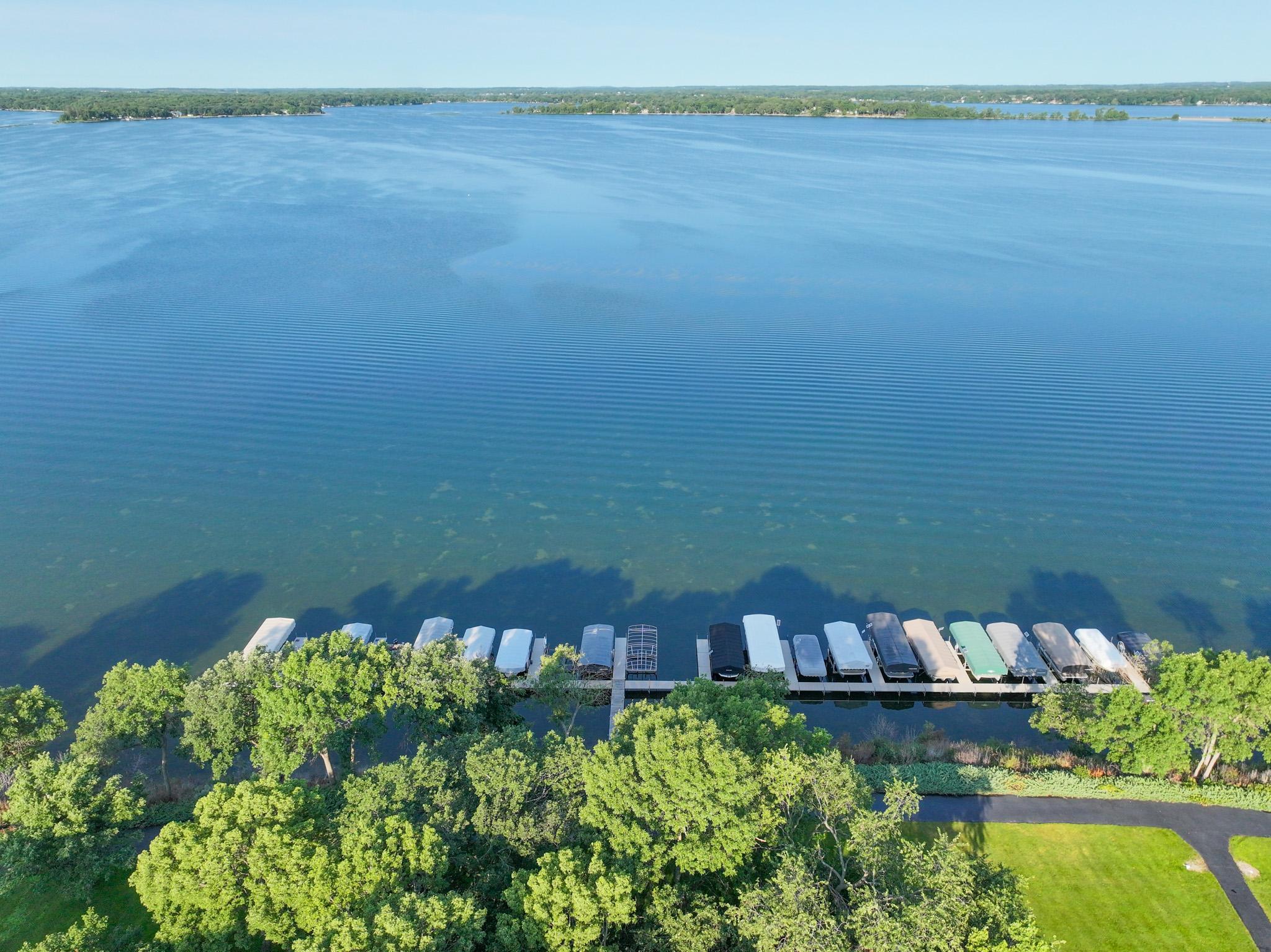 1995 home for sale at 2560 Old County Road 120 NE in Alexandria, MN — 3 bed, 3 bath (photo 3 of 56)