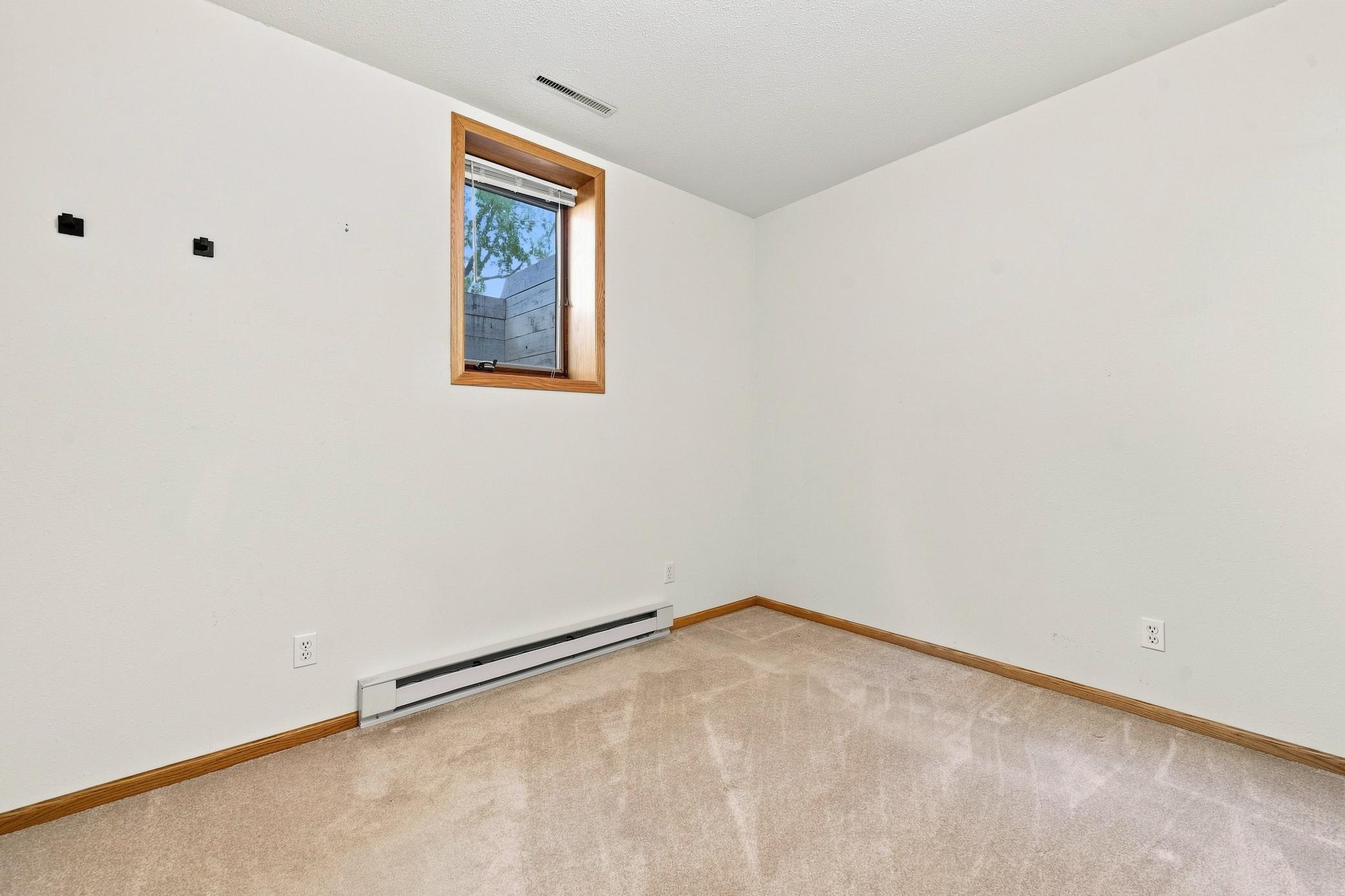 1995 home for sale at 2560 Old County Road 120 NE in Alexandria, MN — 3 bed, 3 bath (photo 31 of 56)