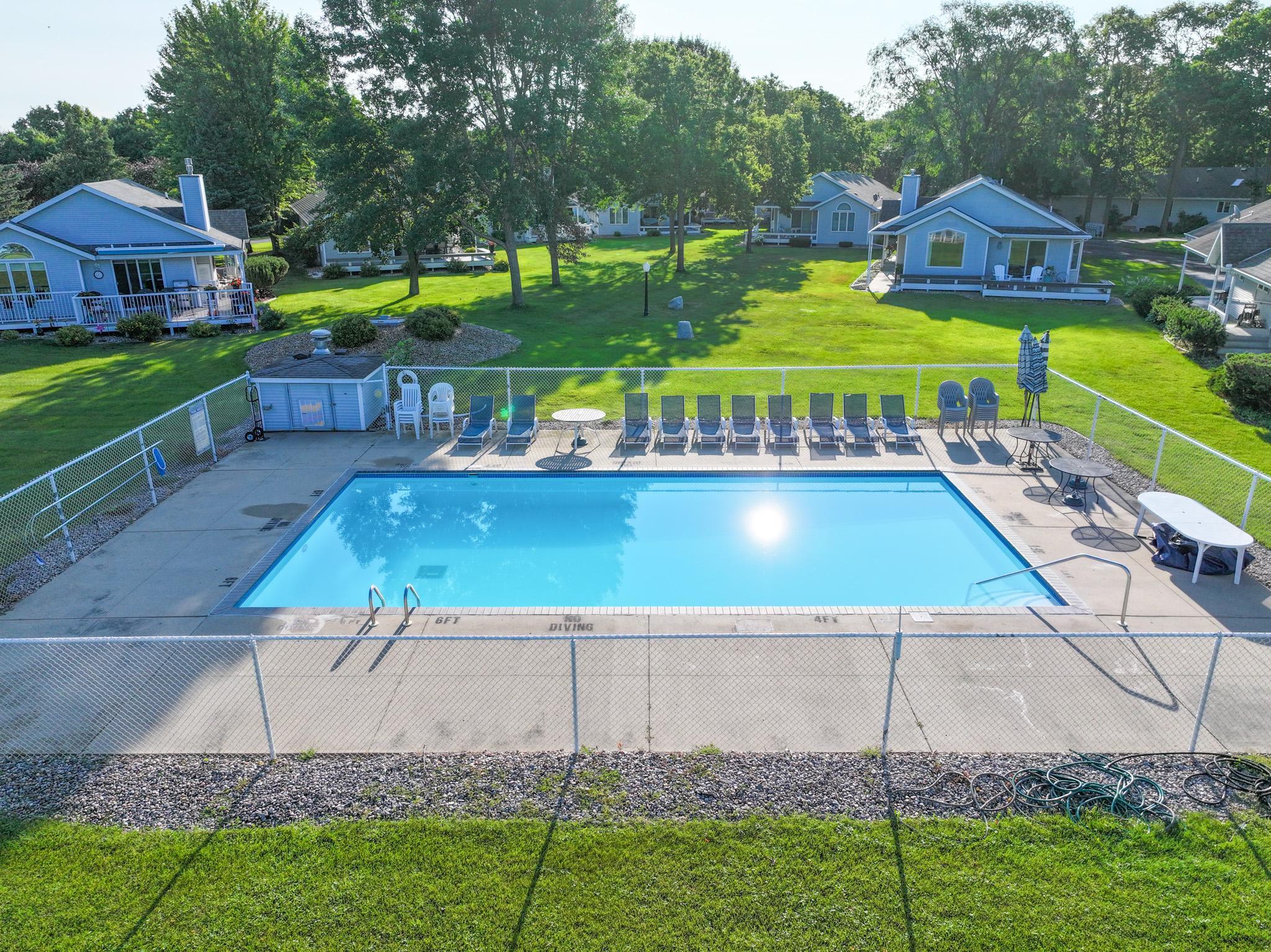 1995 home for sale at 2560 Old County Road 120 NE in Alexandria, MN — 3 bed, 3 bath (photo 48 of 56)