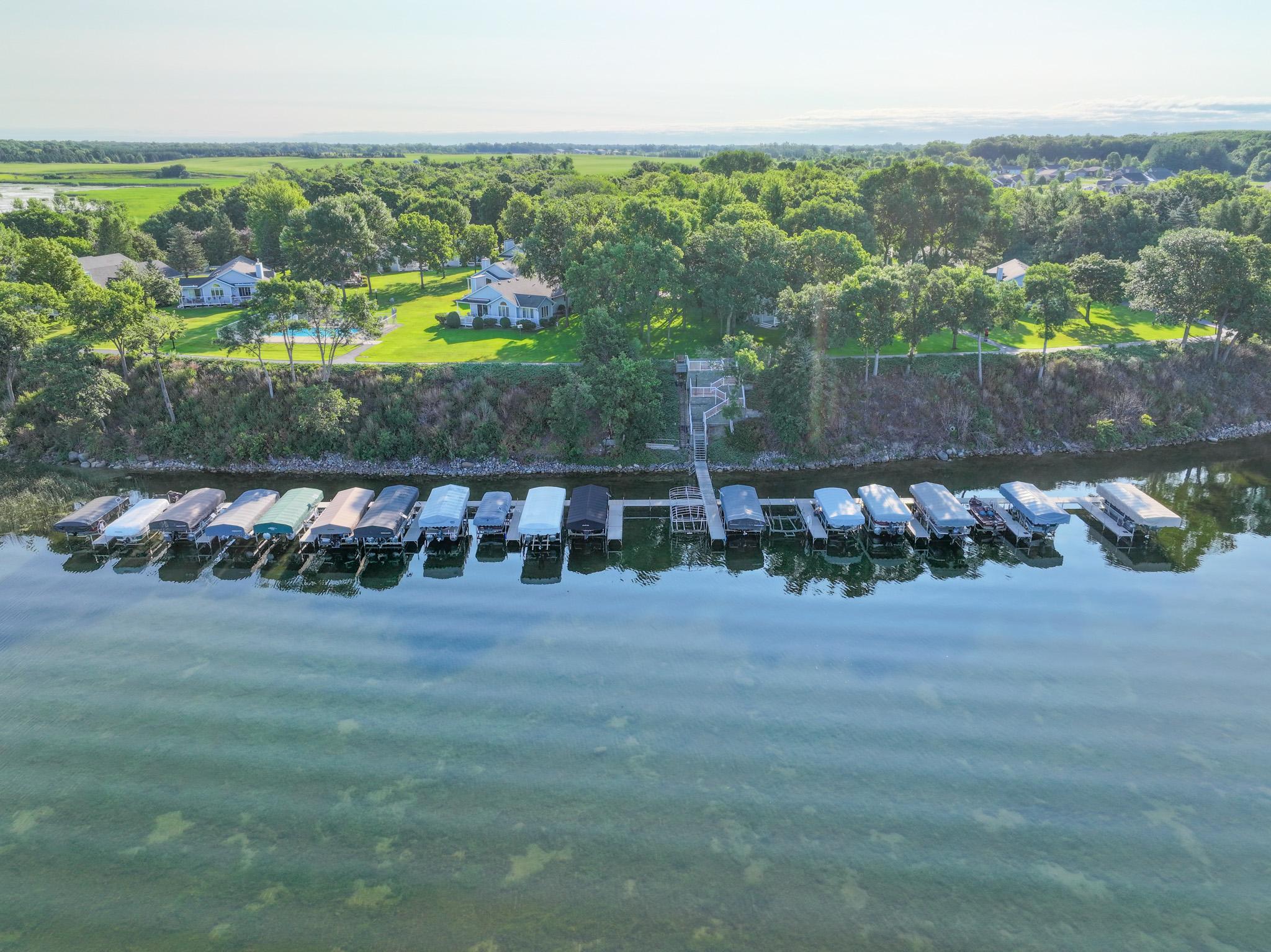 1995 home for sale at 2560 Old County Road 120 NE in Alexandria, MN — 3 bed, 3 bath (photo 6 of 56)