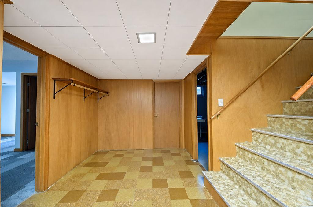 1957 single family home for sale at 142 10th Avenue N in Casselton, ND — 3 bed, 2 bath (photo 23 of 37)