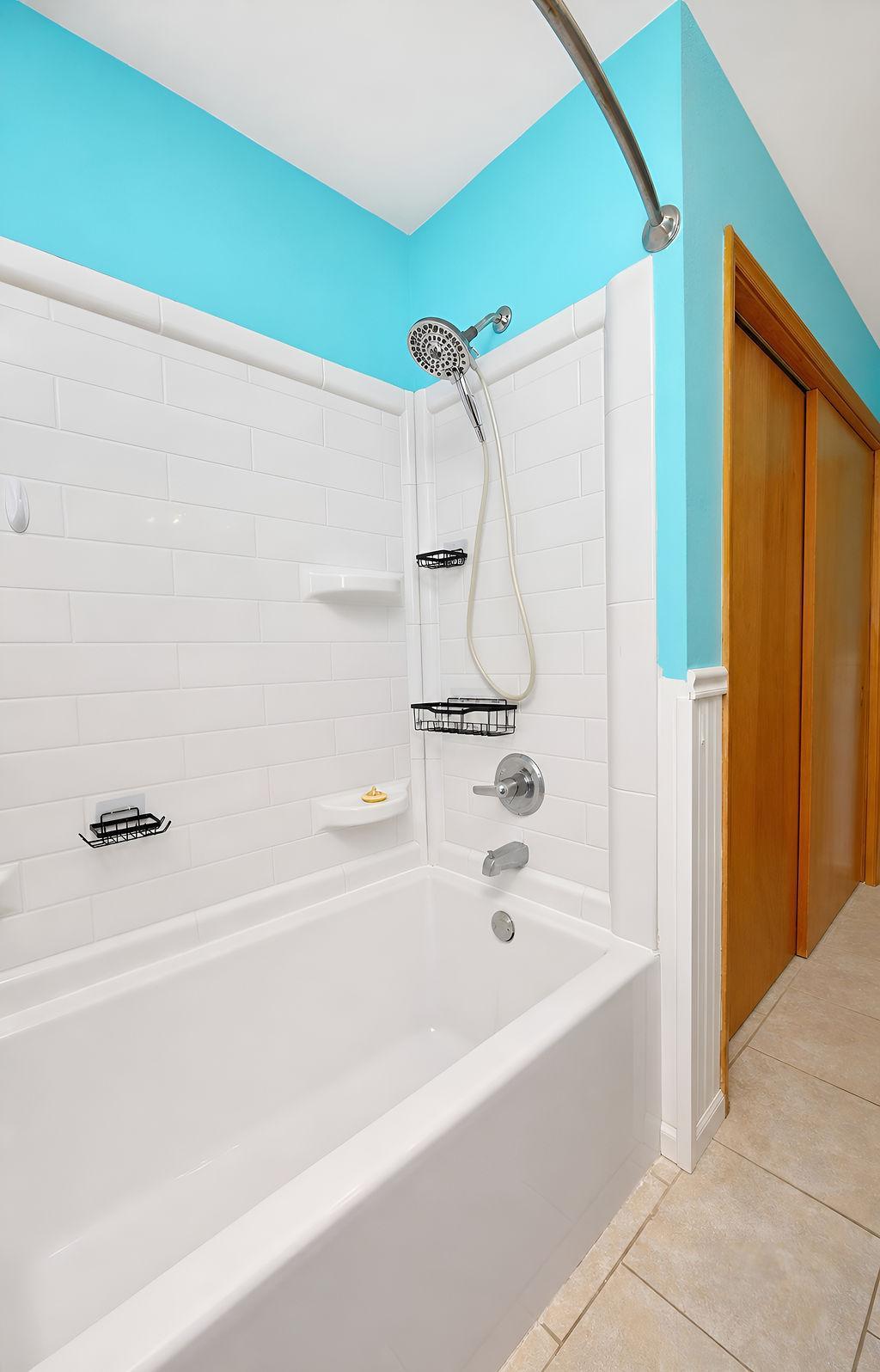 1957 single family home for sale at 142 10th Avenue N in Casselton, ND — 3 bed, 2 bath (photo 9 of 37)